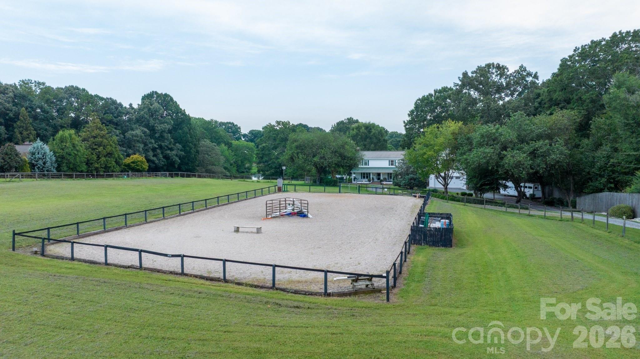 4904 Willow Pond Road