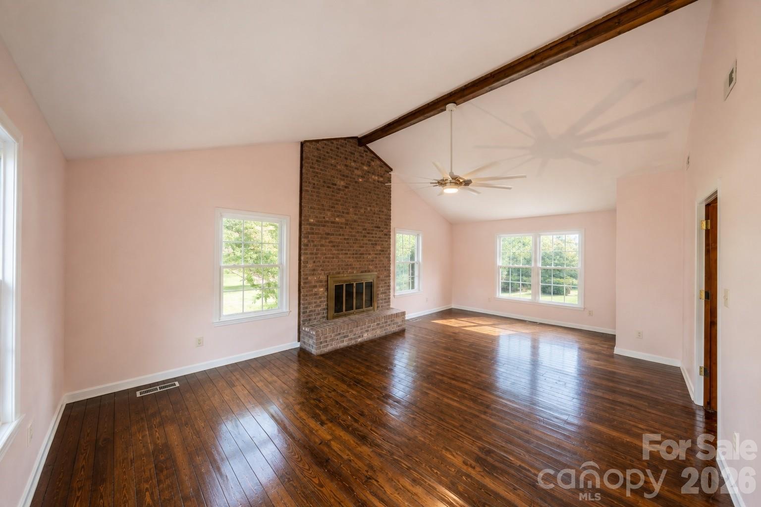 4904 Willow Pond Road
