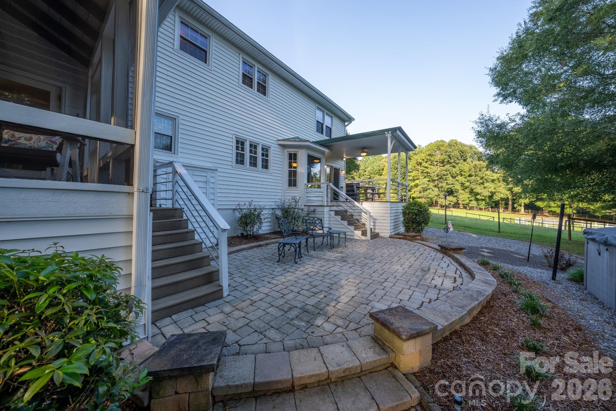 4904 Willow Pond Road