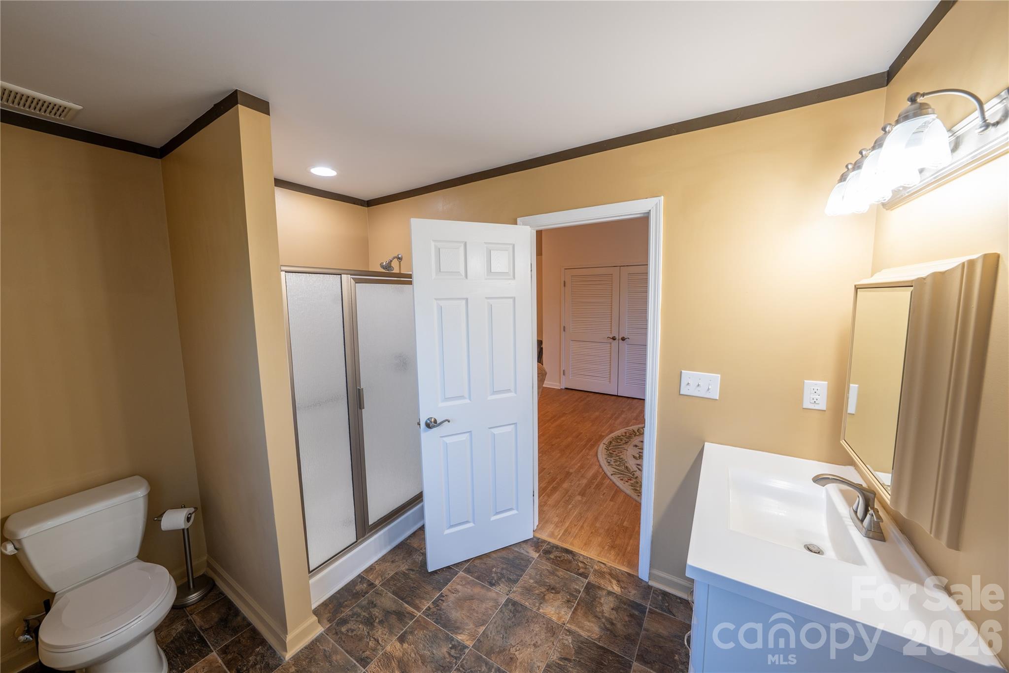 4904 Willow Pond Road