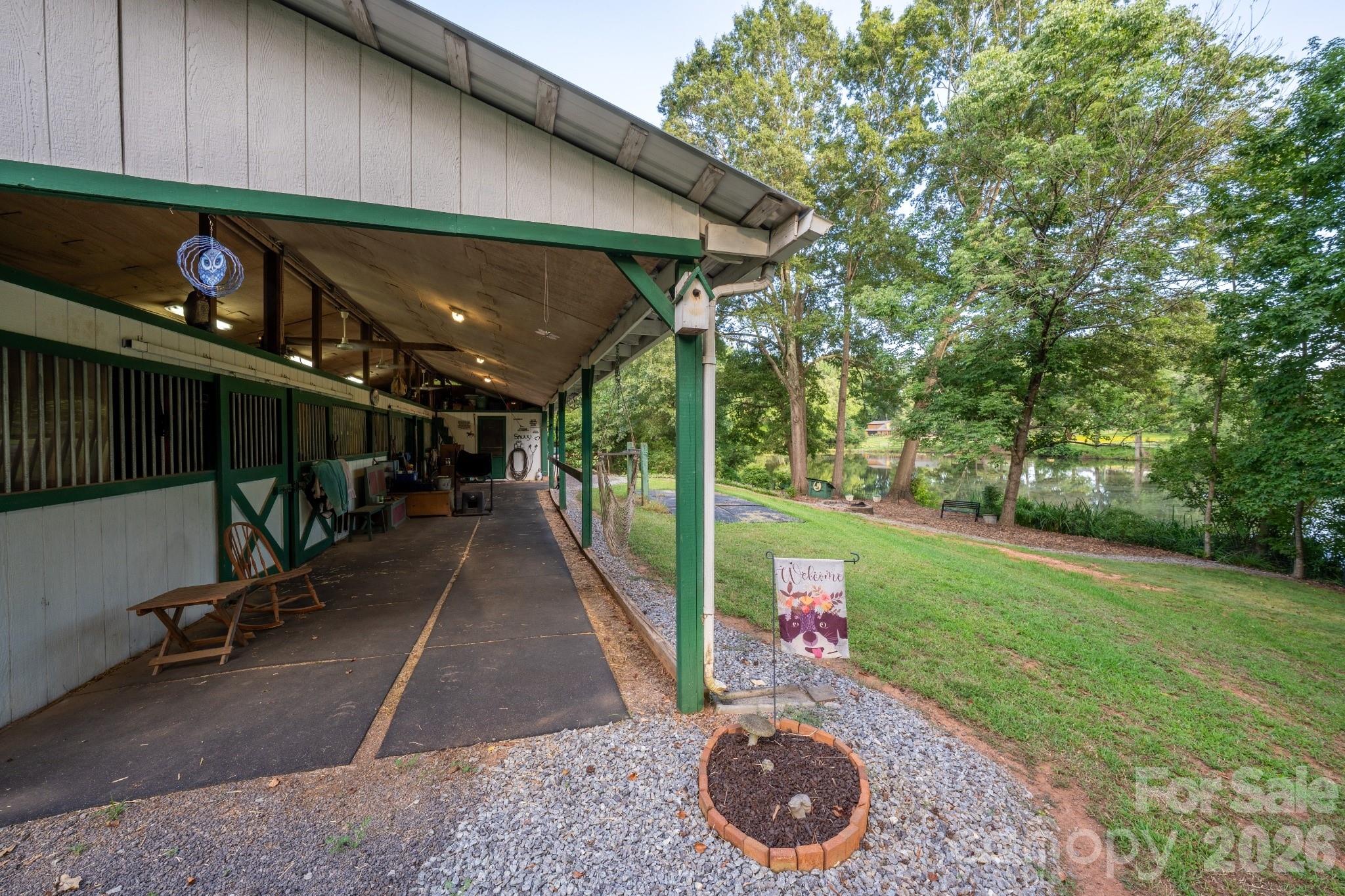 4904 Willow Pond Road