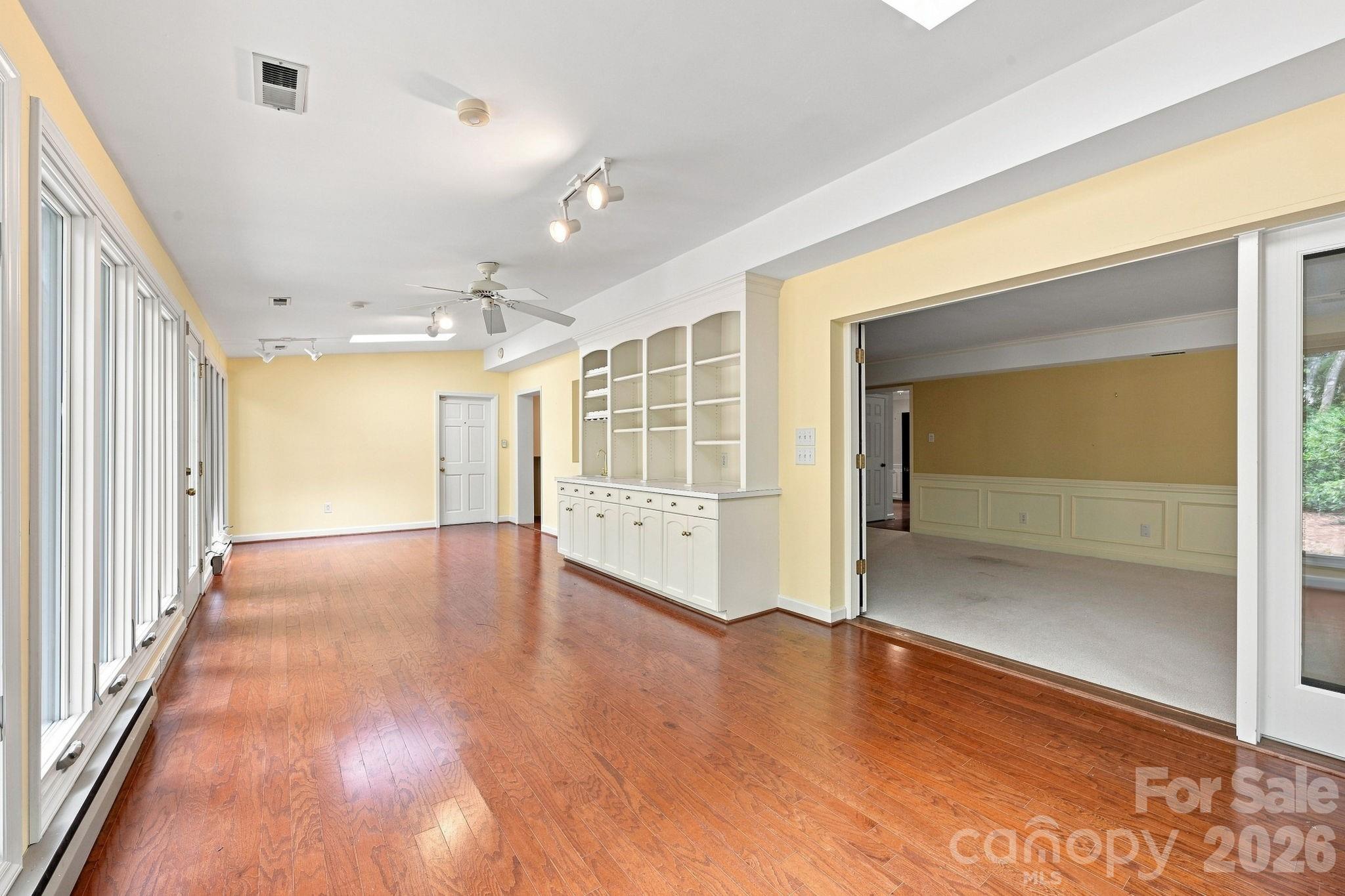 3528 Broadfield Road