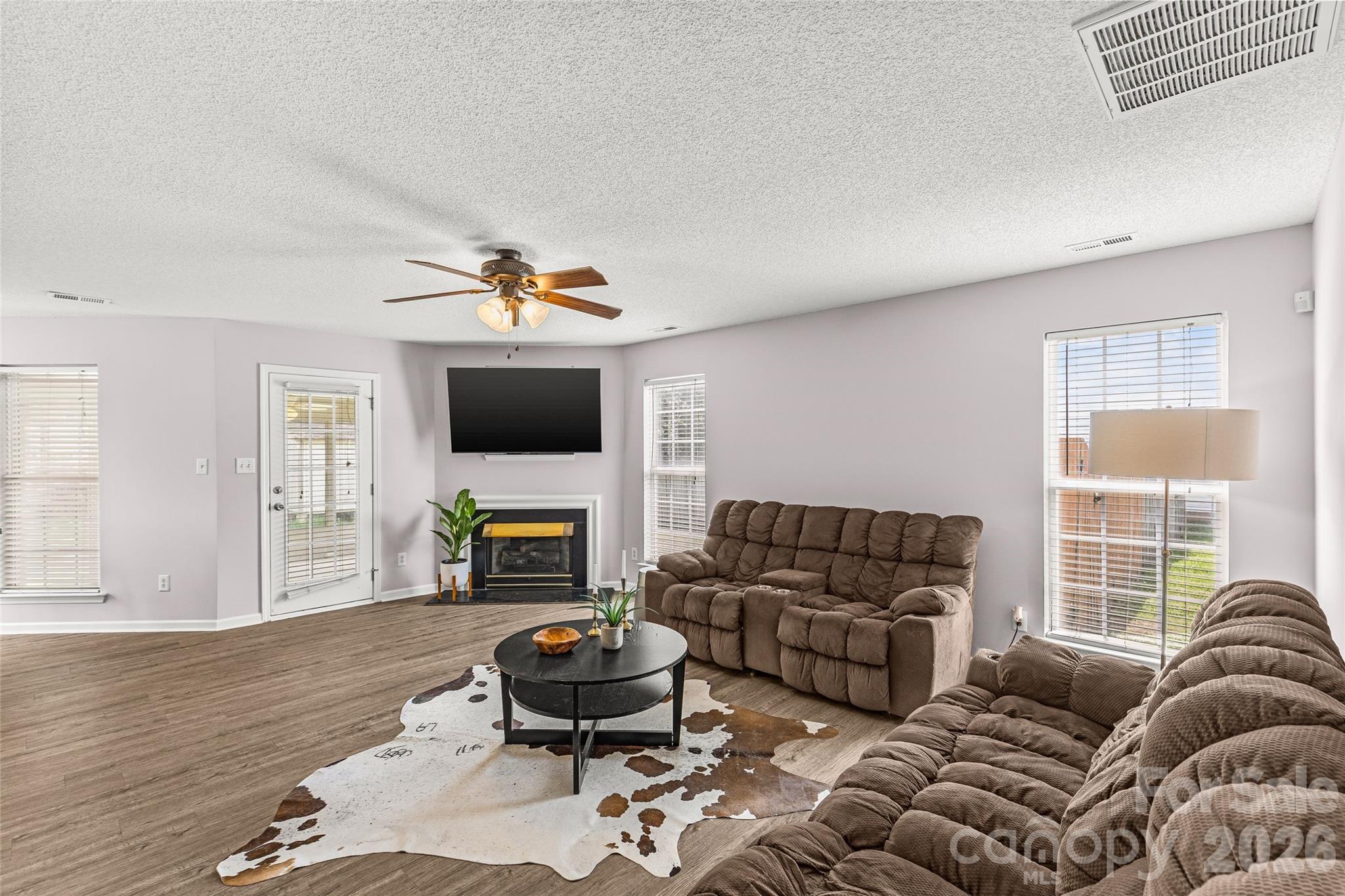 3042 Wyntree Court
