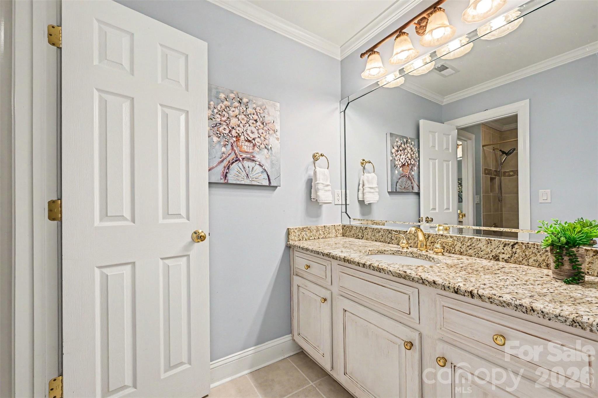 7526 Bluestar Lane
