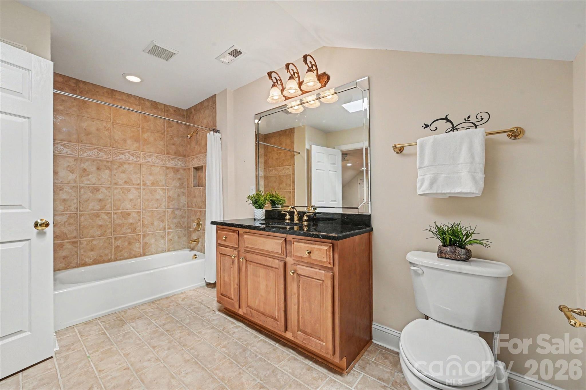 7526 Bluestar Lane