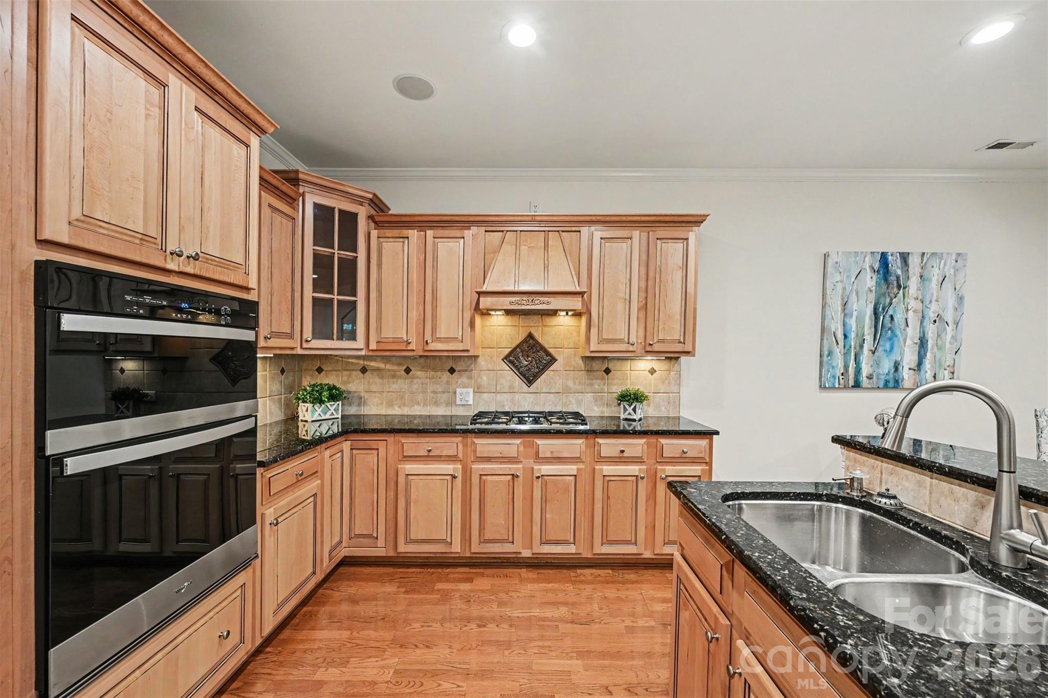 7526 Bluestar Lane