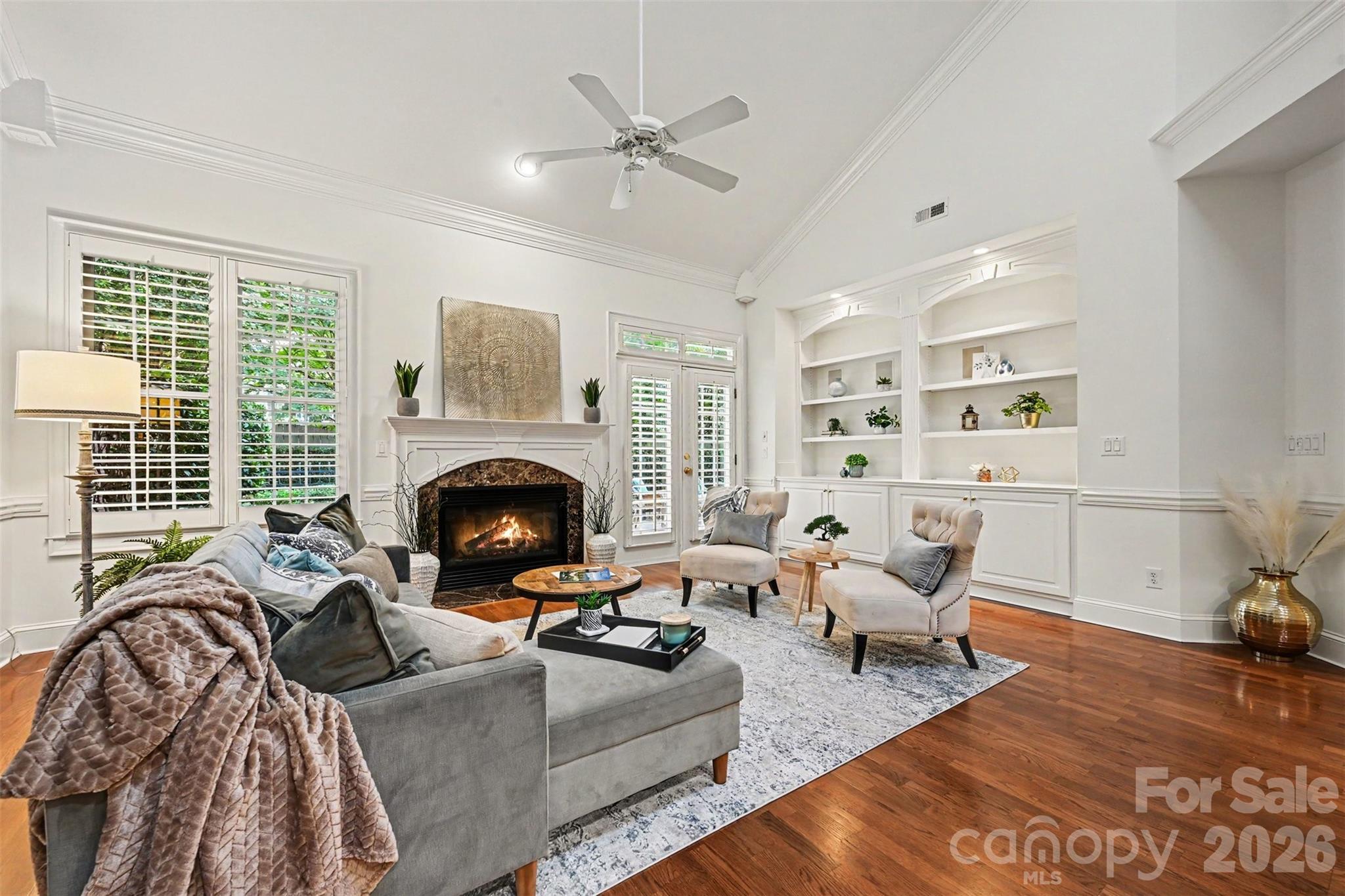 7526 Bluestar Lane