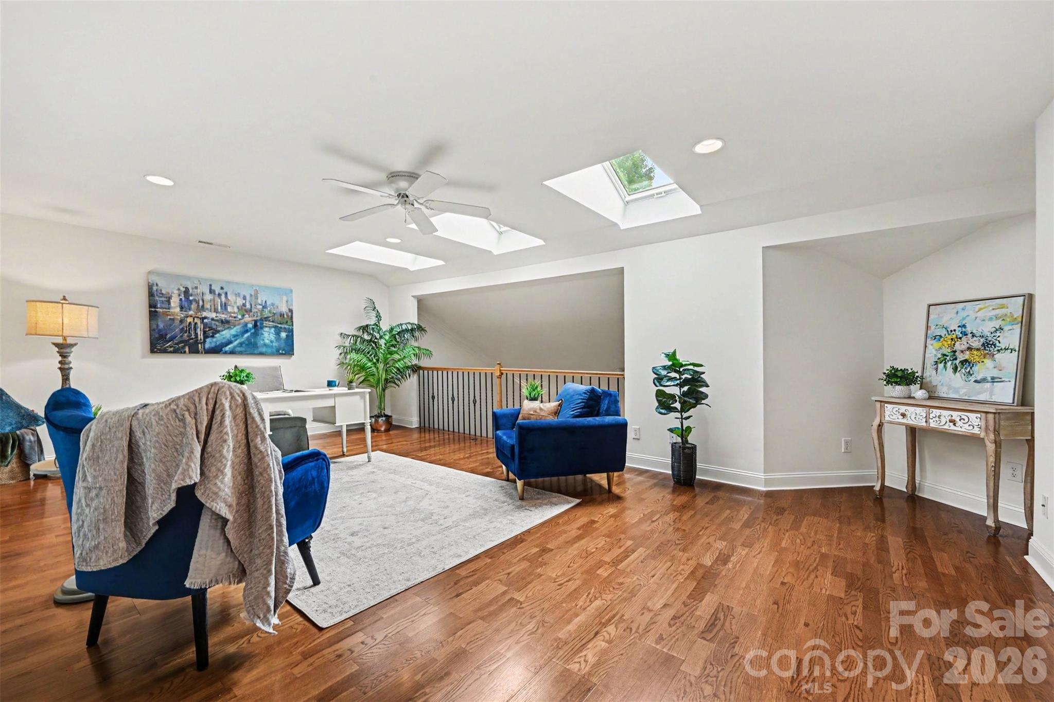 7526 Bluestar Lane
