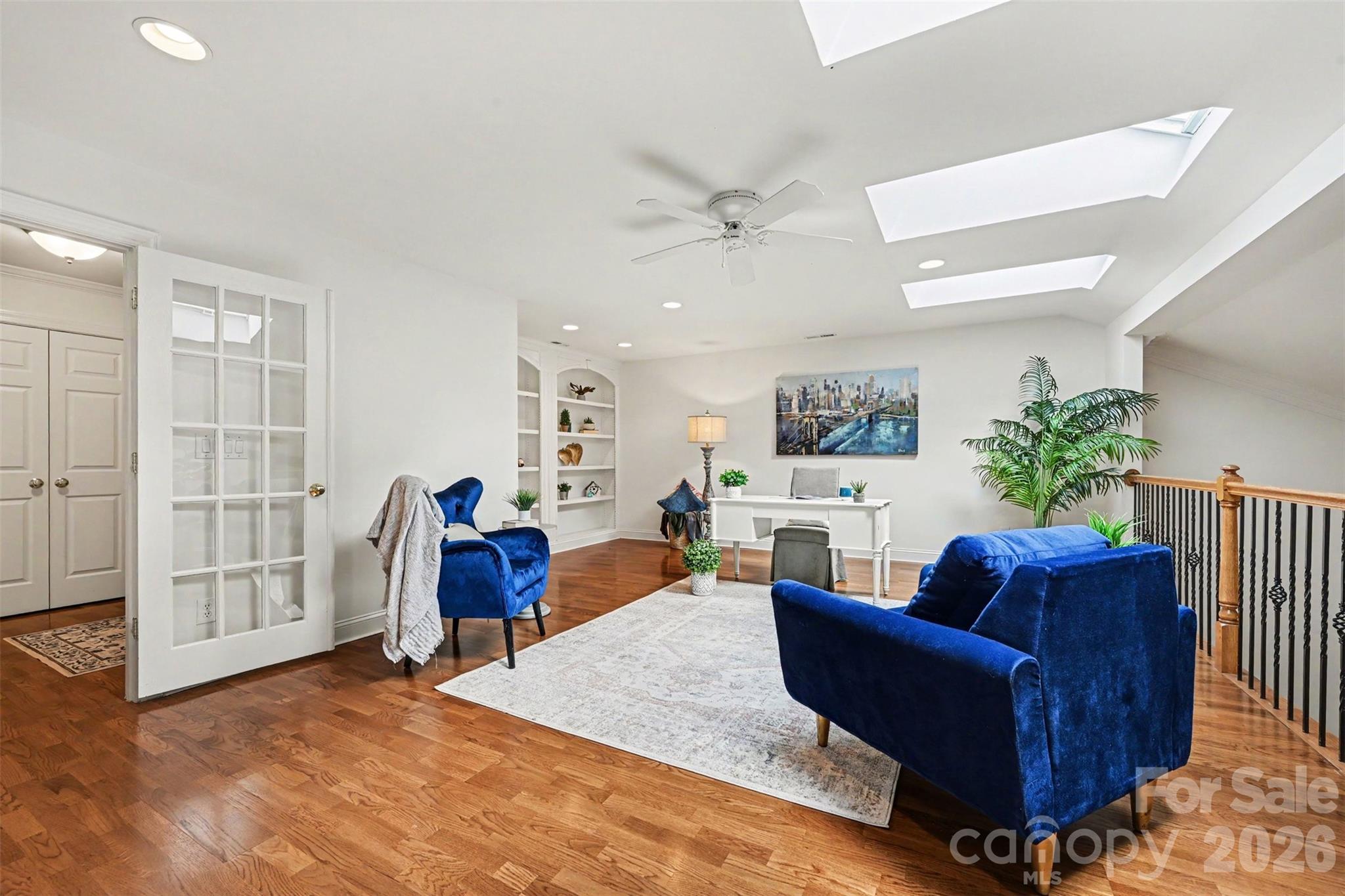 7526 Bluestar Lane