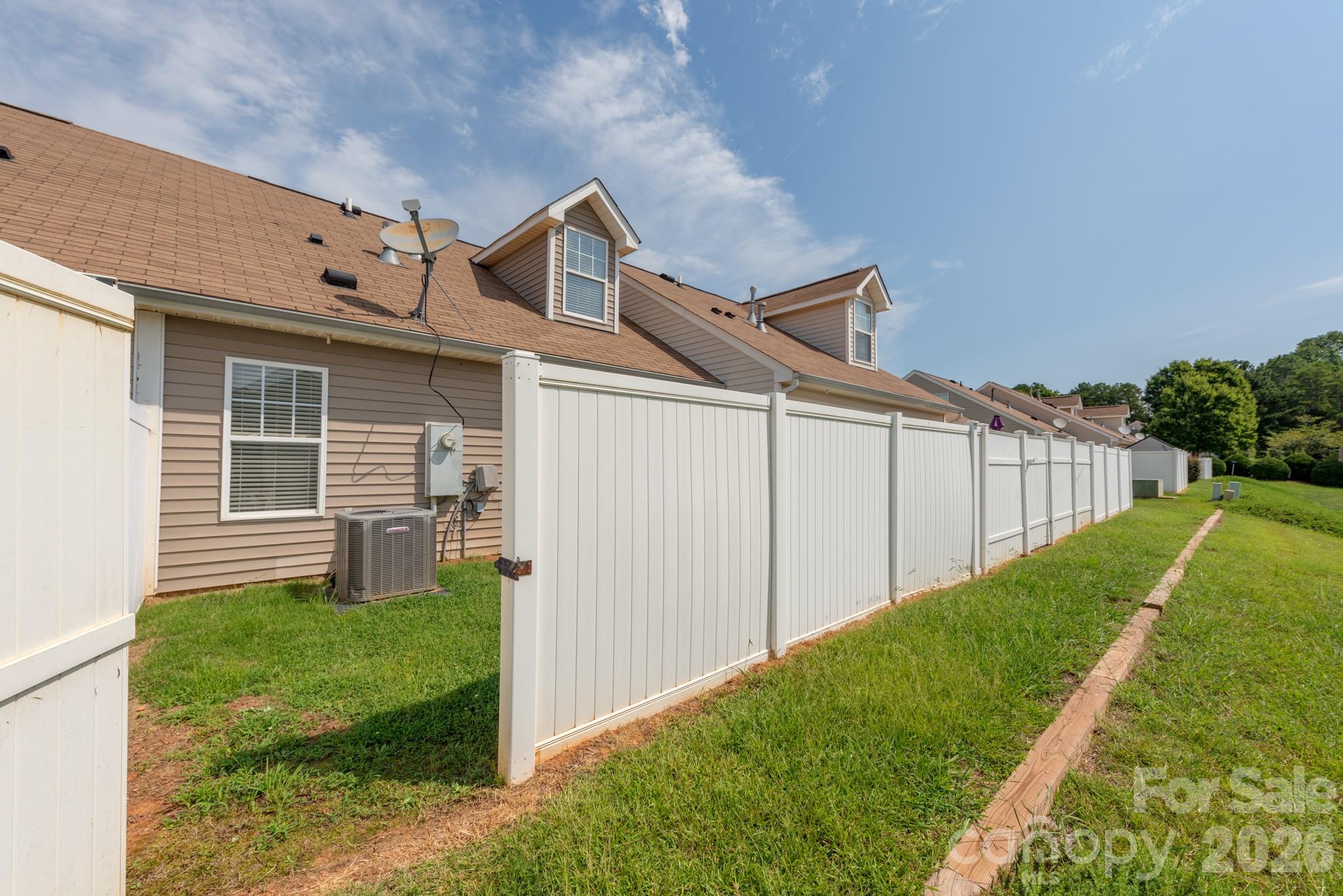 1423 Jasper Ridge Drive