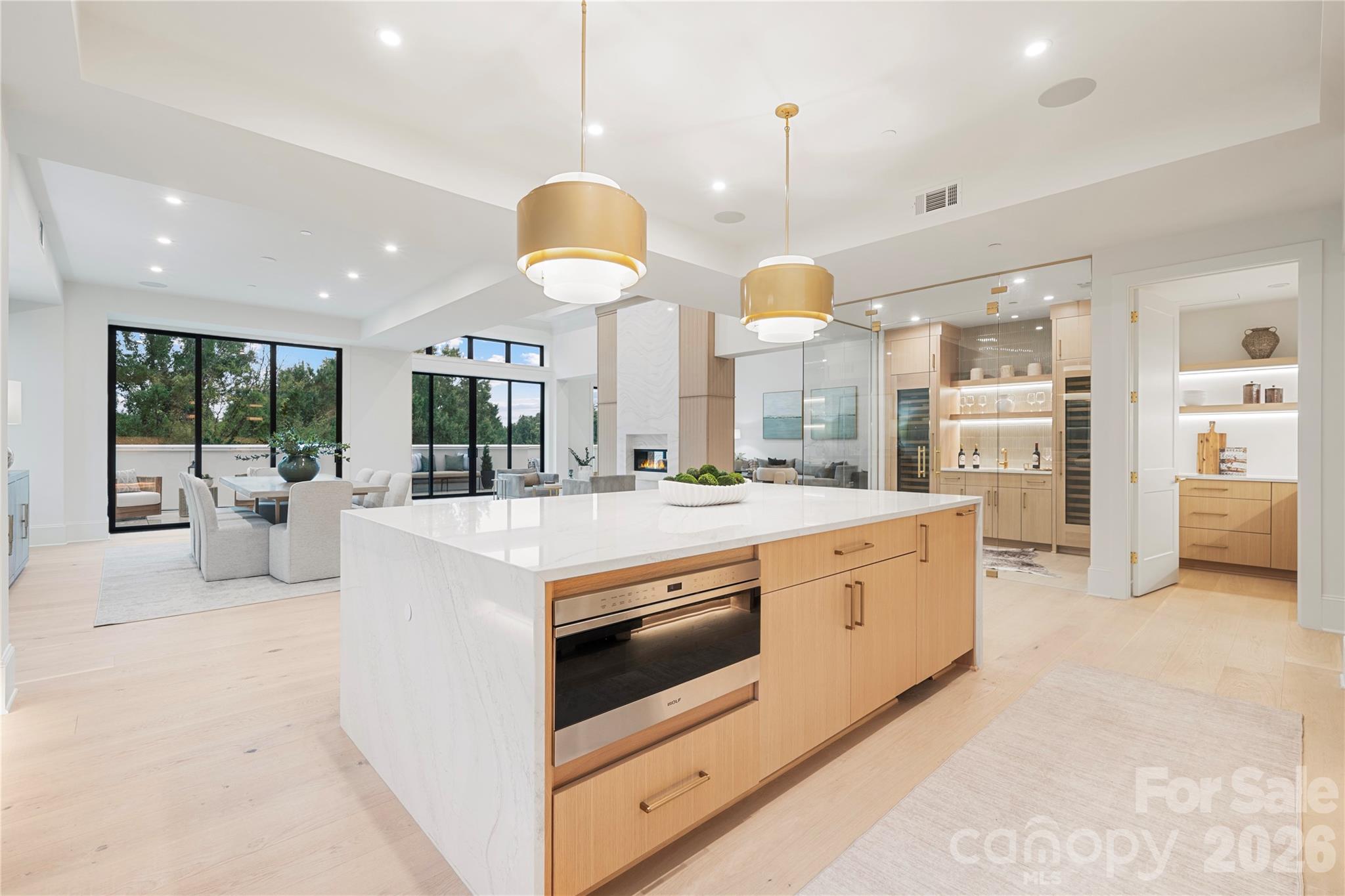 409 Queens Road Unit: 503