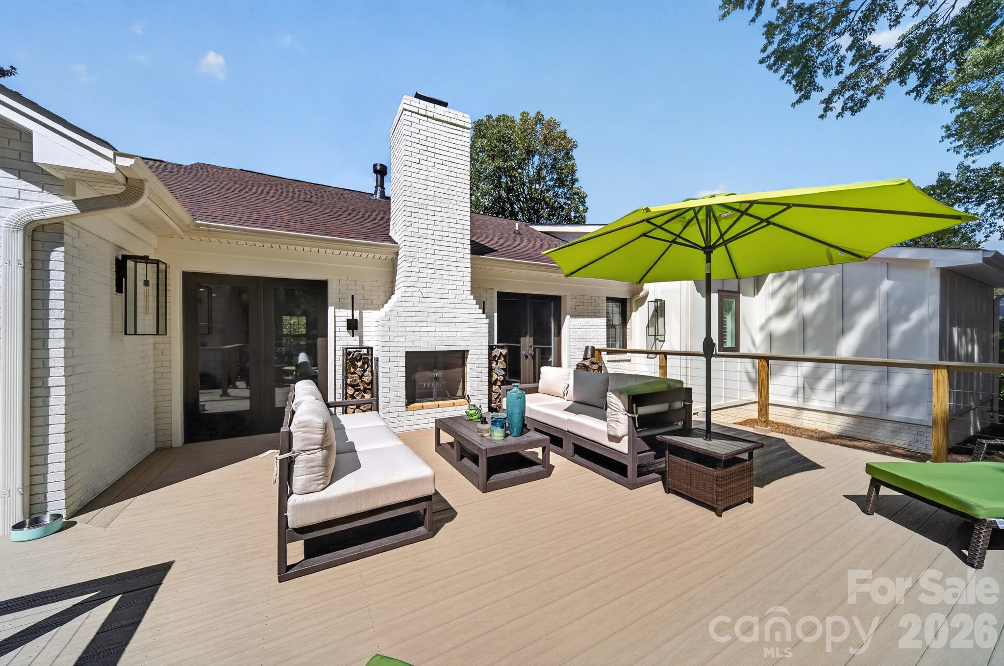 2021 Lynbridge Drive