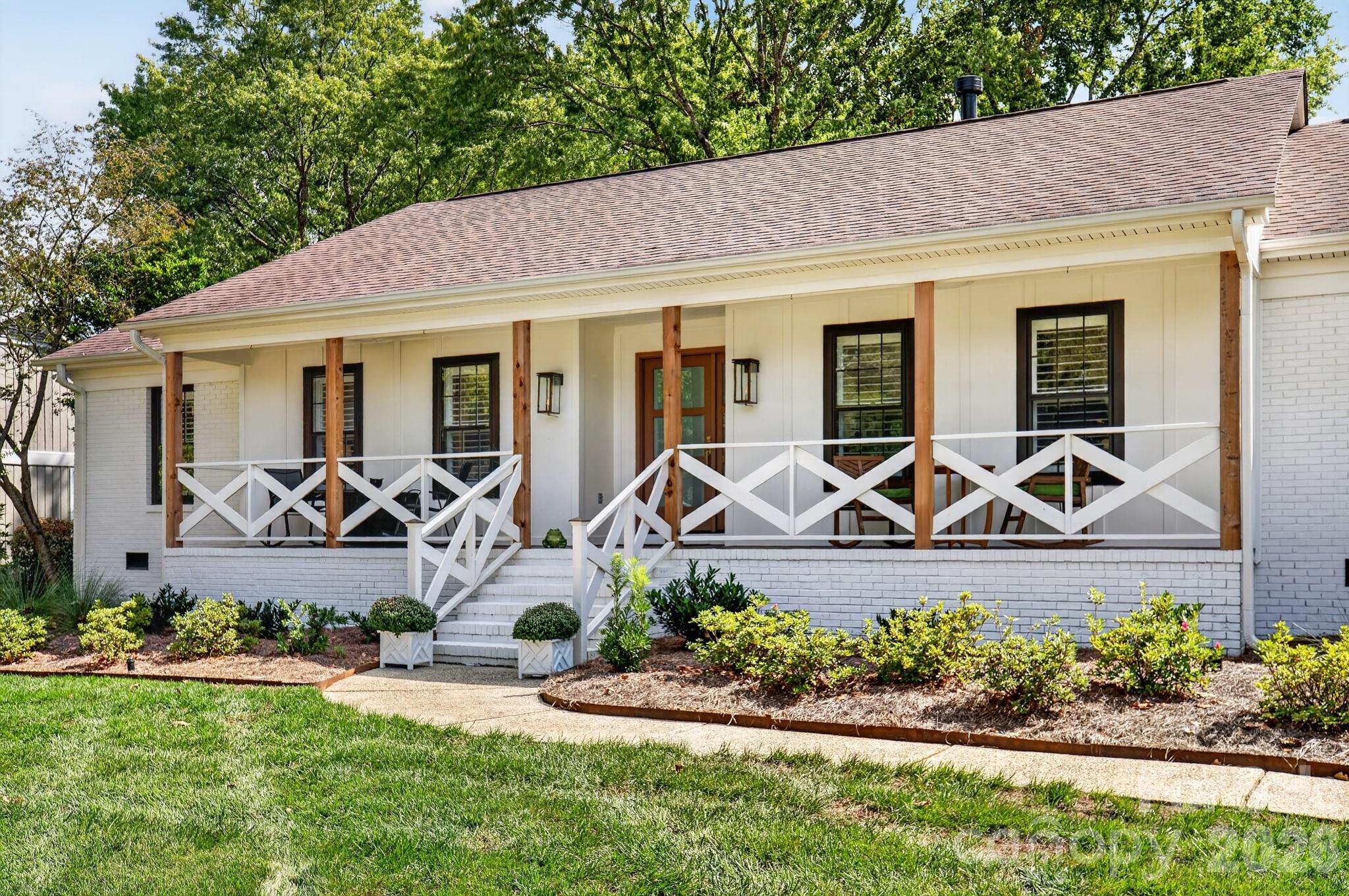 2021 Lynbridge Drive