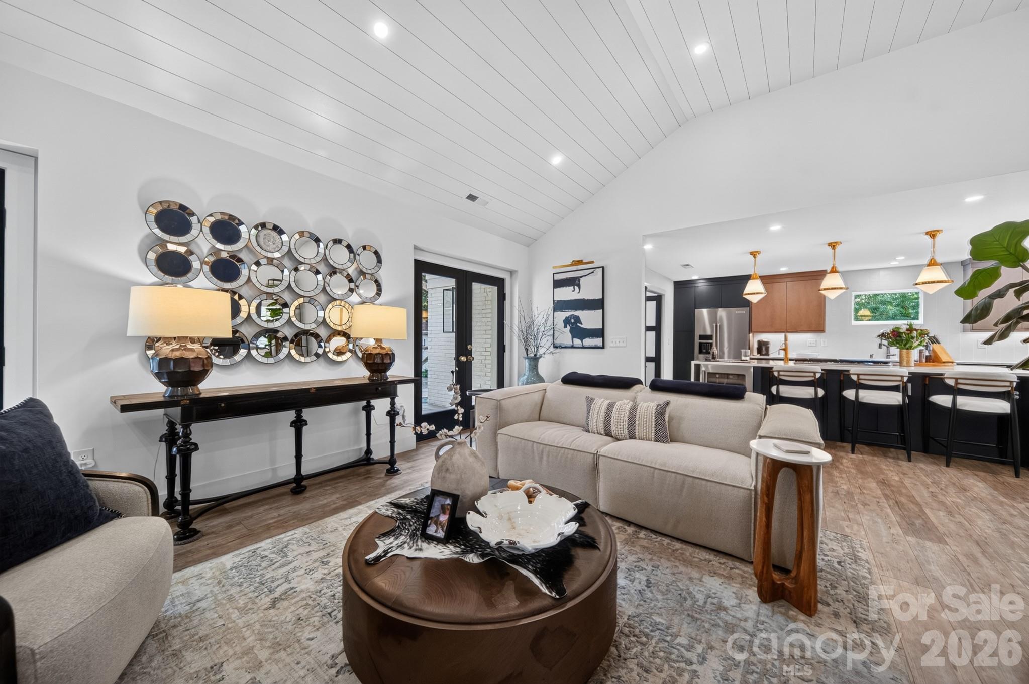 2021 Lynbridge Drive