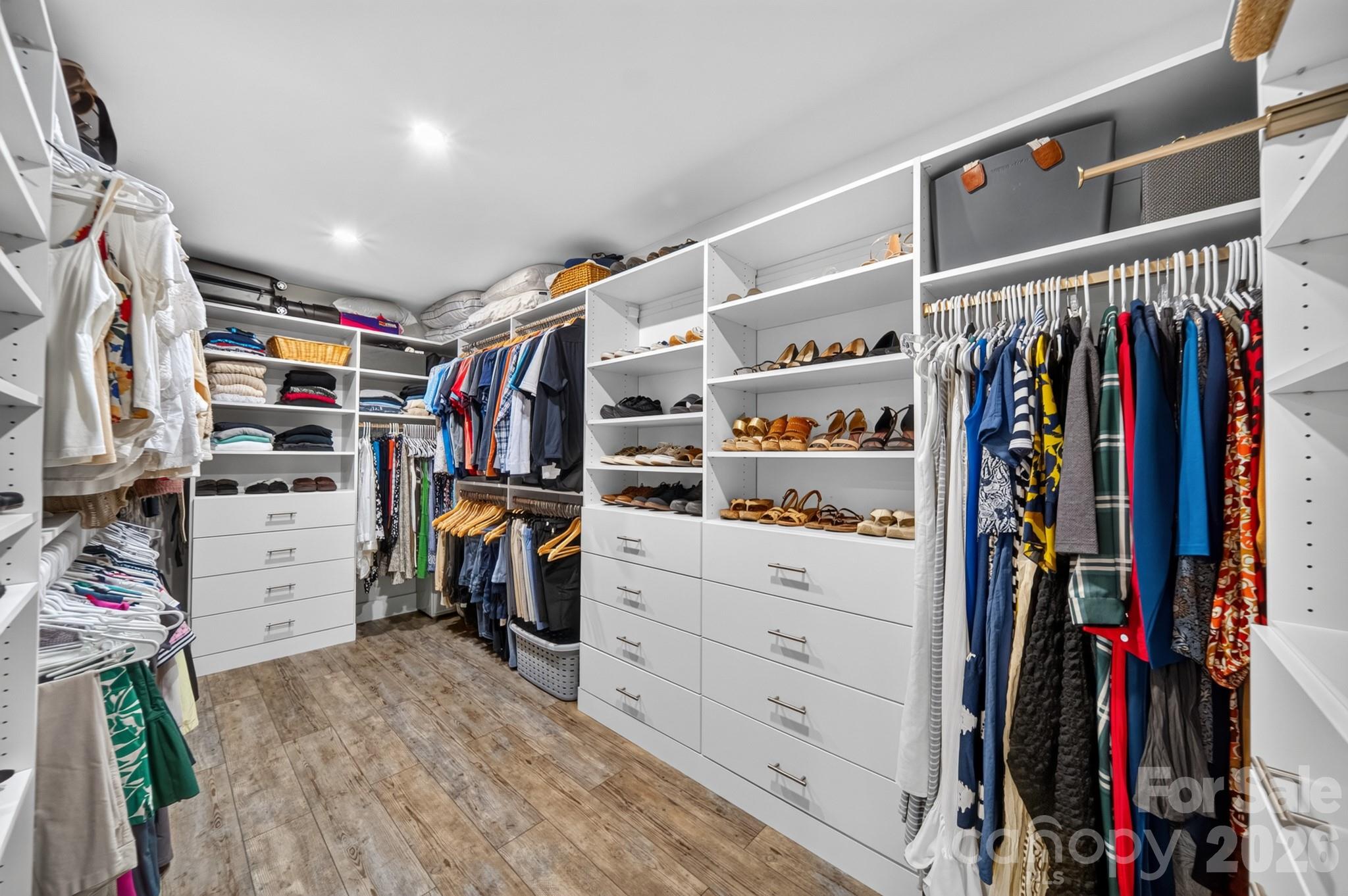 2021 Lynbridge Drive