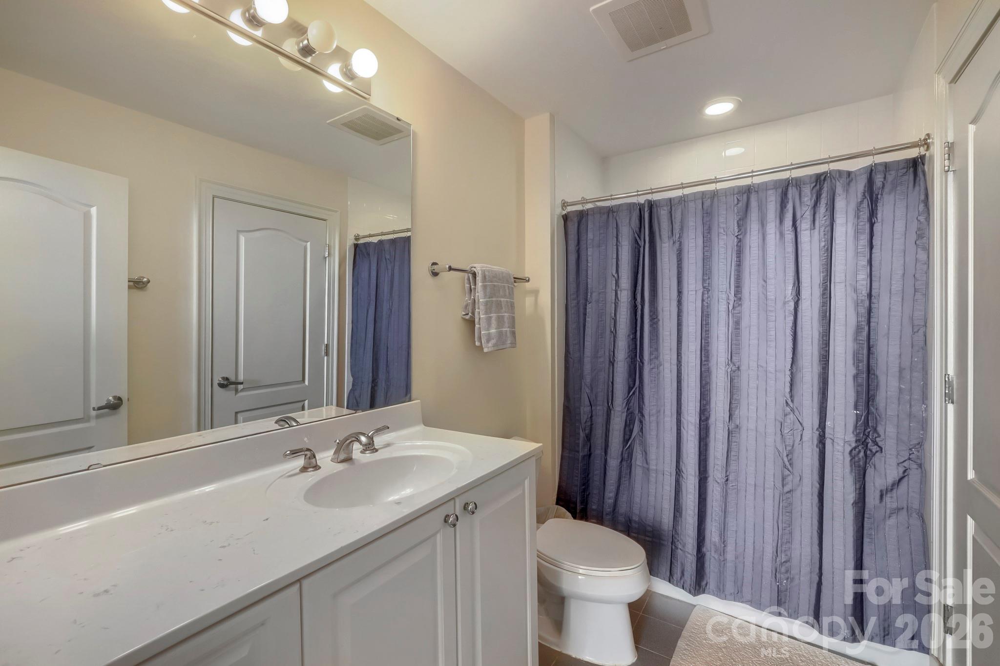 315 Arlington Avenue Unit: 1902
