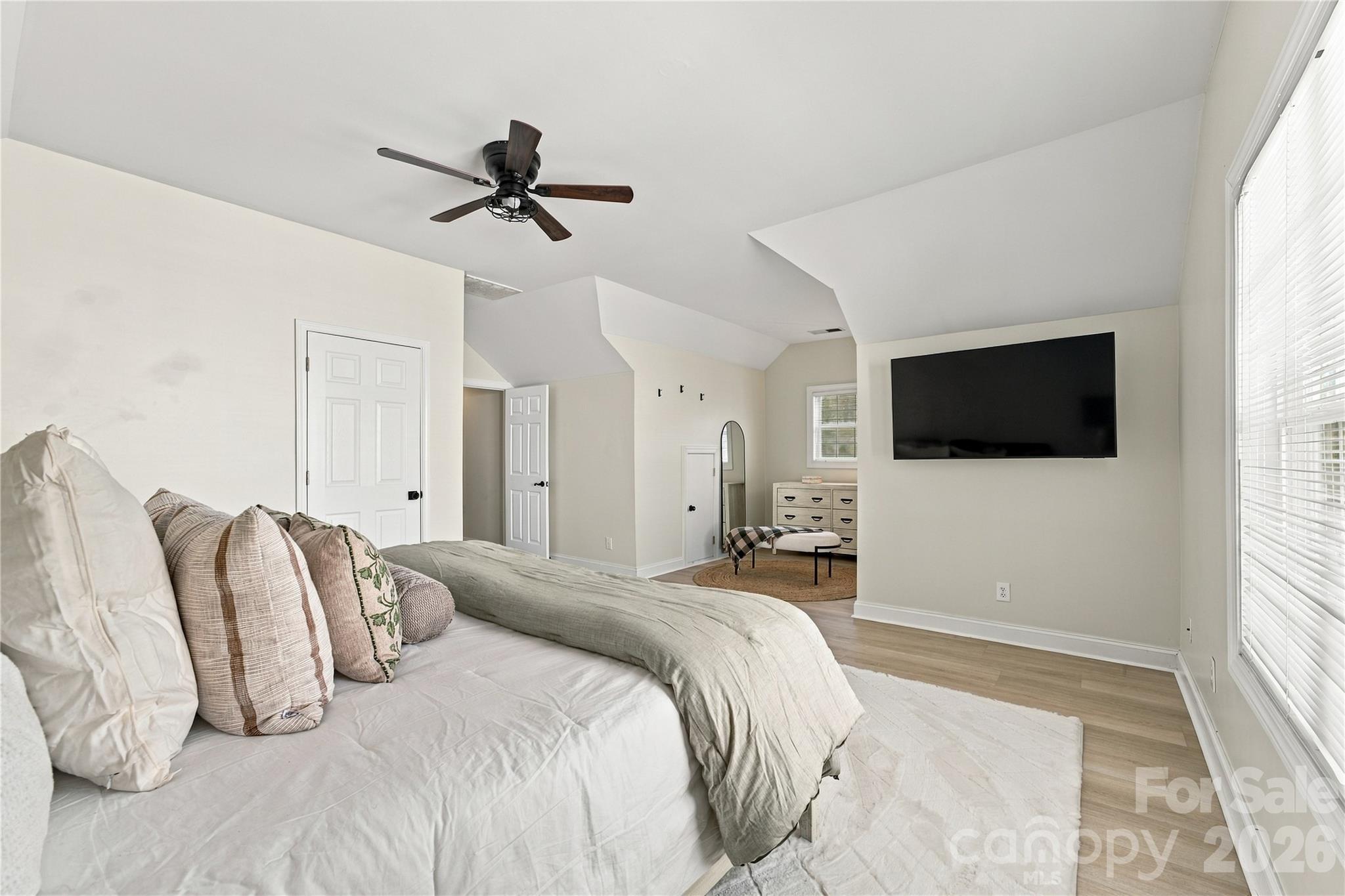 10513 Orchid Hill Lane