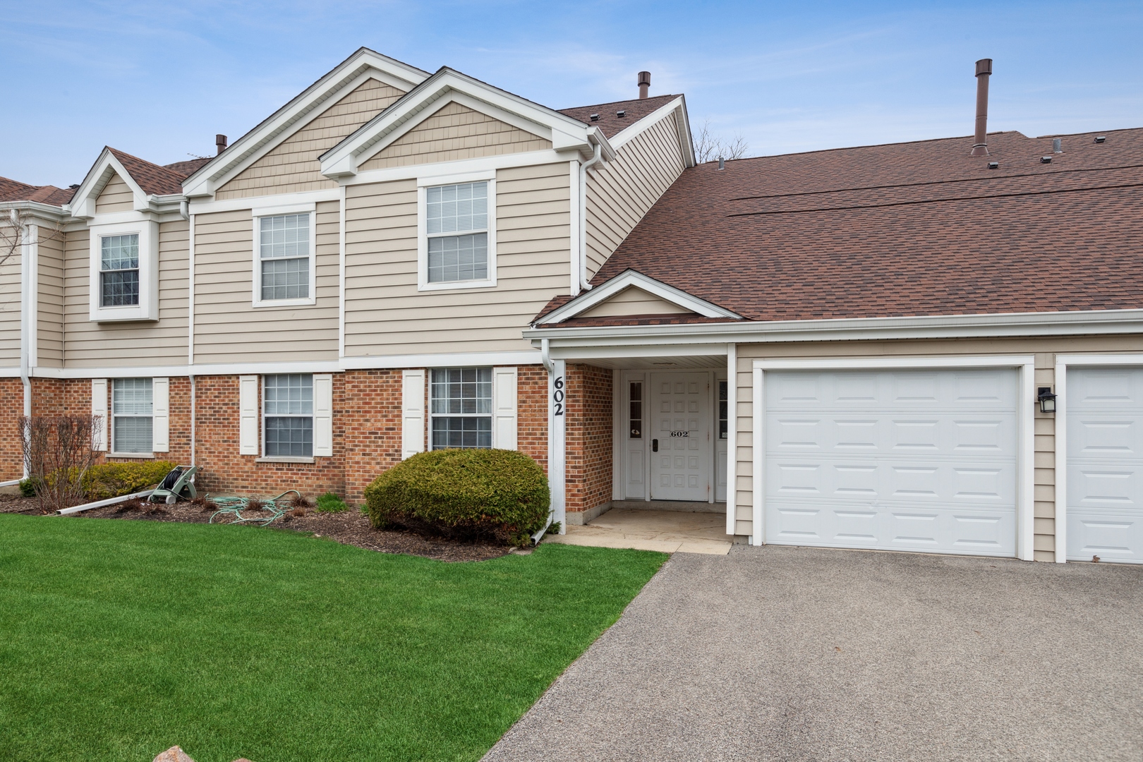 602 HANOVER Court Unit: 1Z