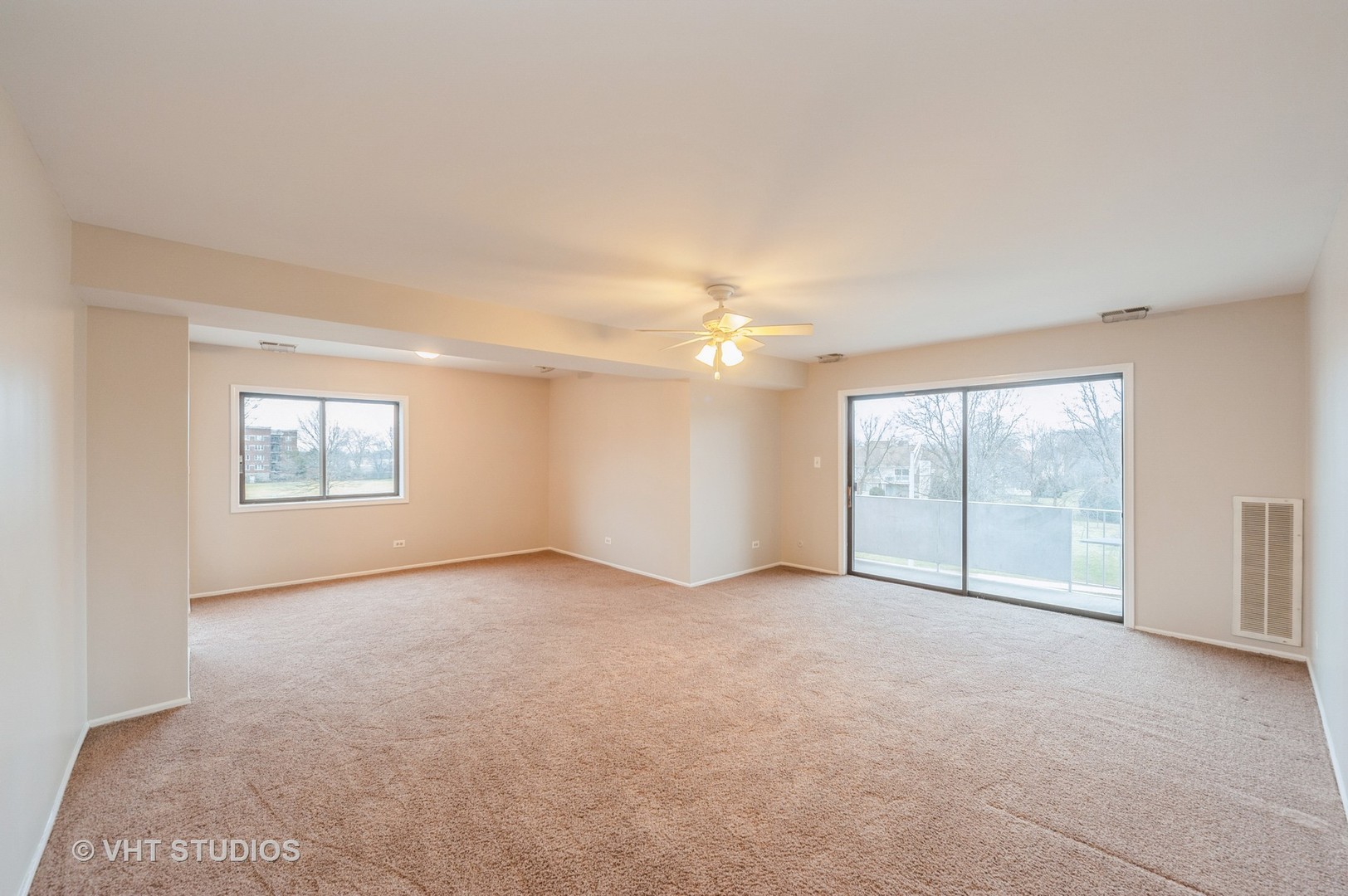 3300 N Carriageway Drive Unit: 318