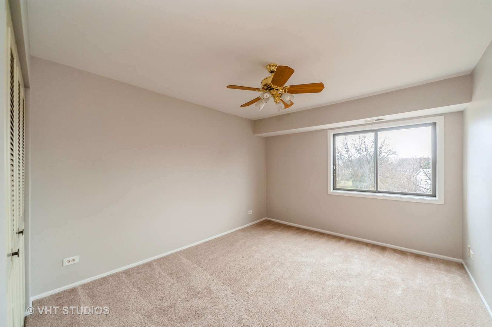3300 N Carriageway Drive Unit: 318