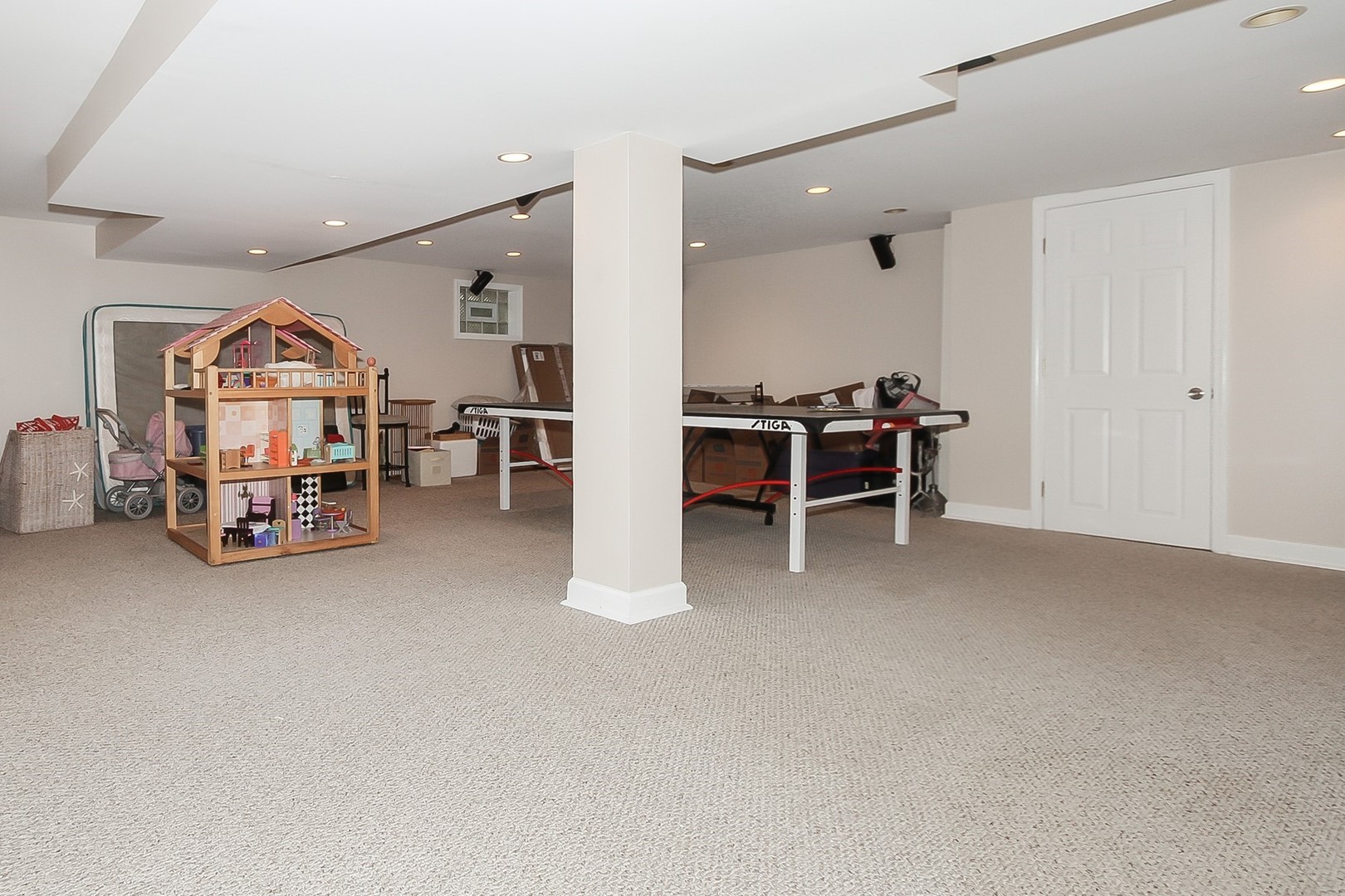 1280 N Ashland Avenue