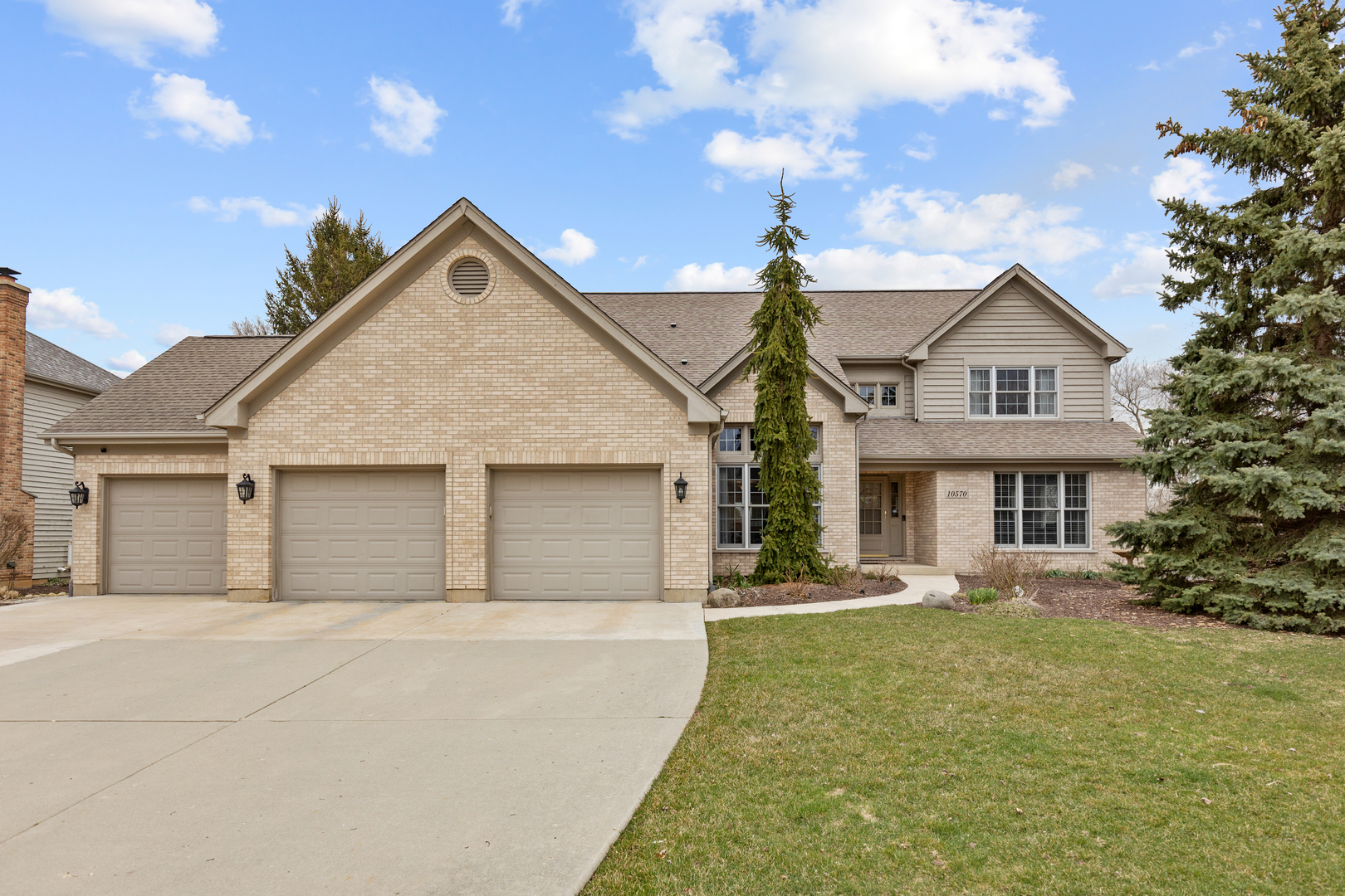 10570 Oakland Court