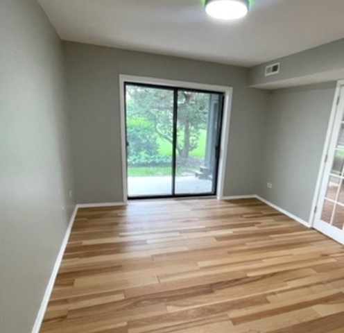 1255 N Sterling Avenue Unit: 106