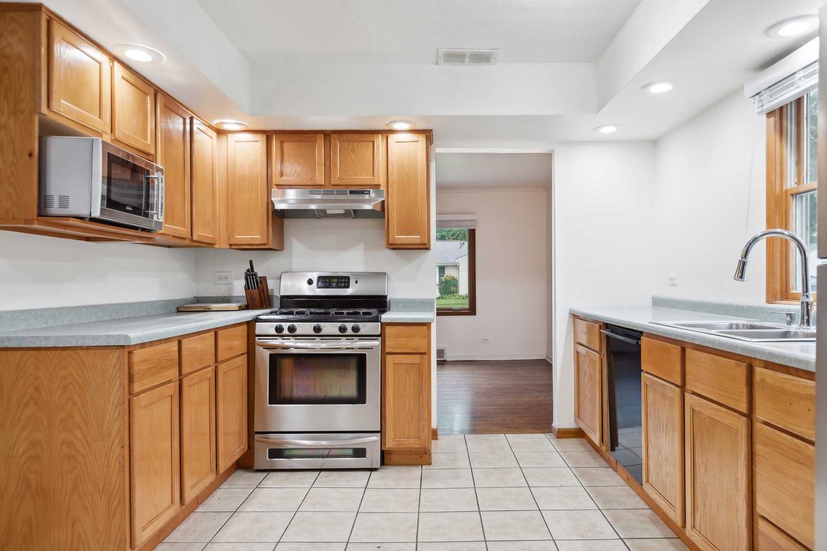 340 N Mozart Street