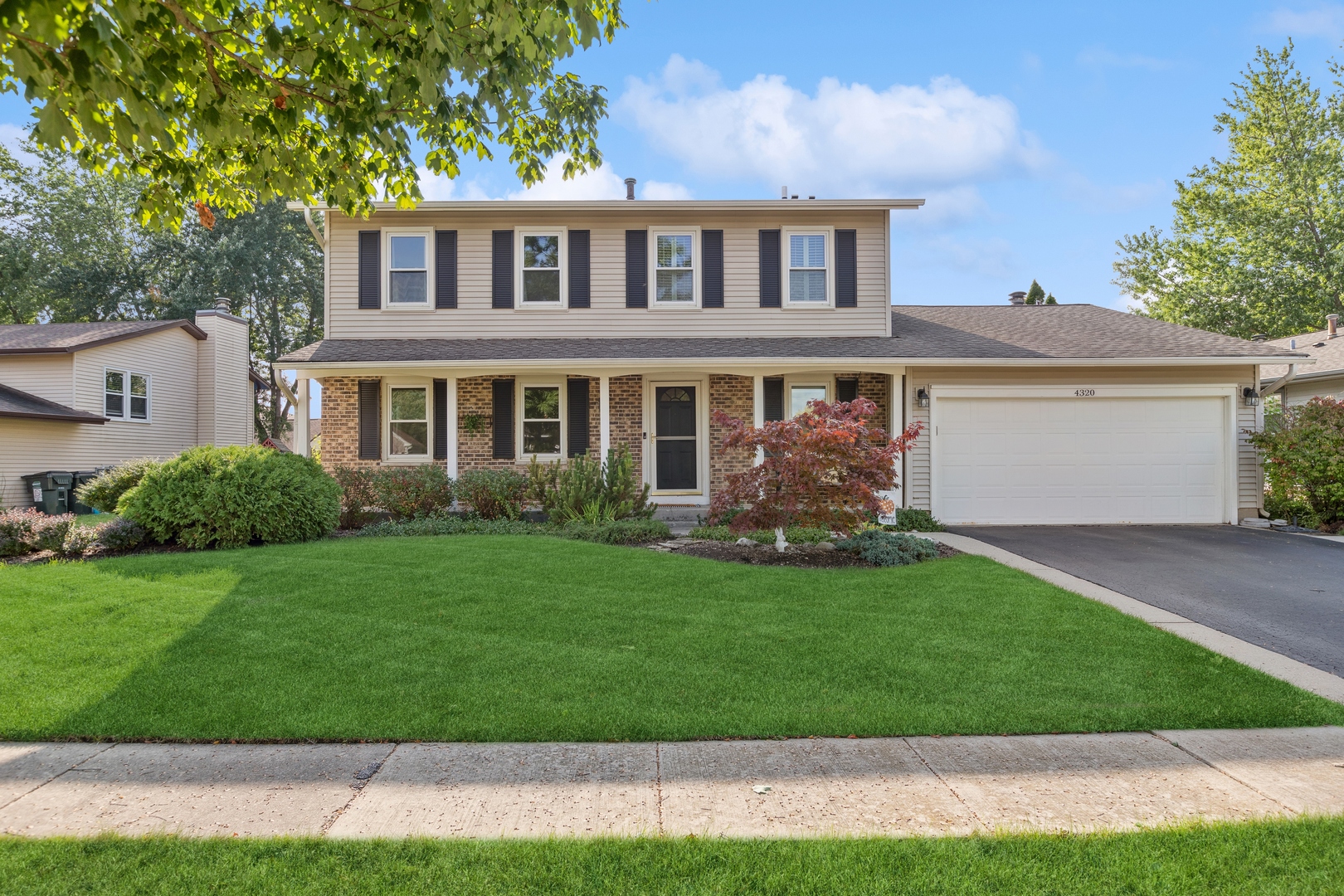 4320 Sandlewood Lane