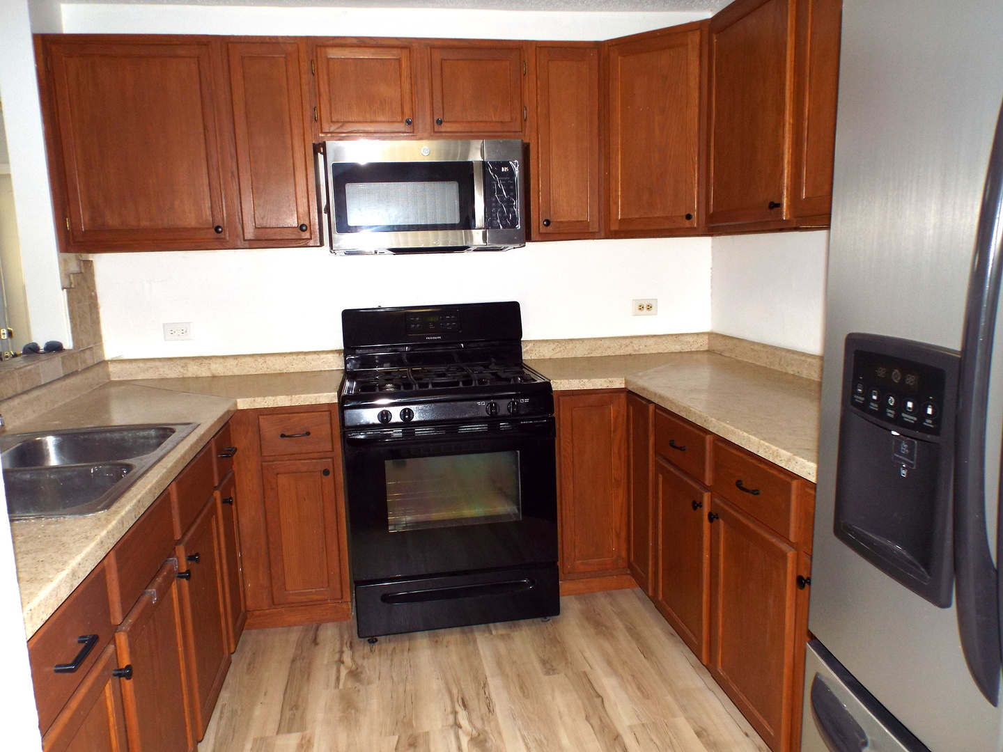 7653 Weymouth Circle
