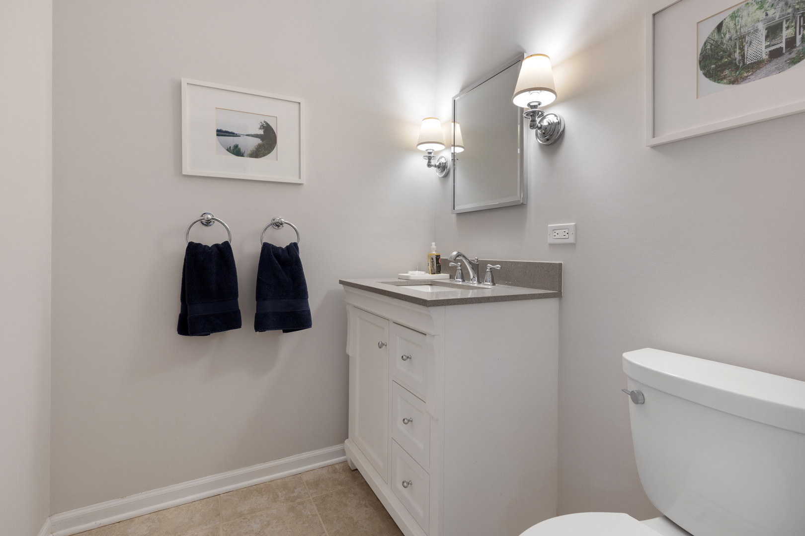 1112 Regency Lane