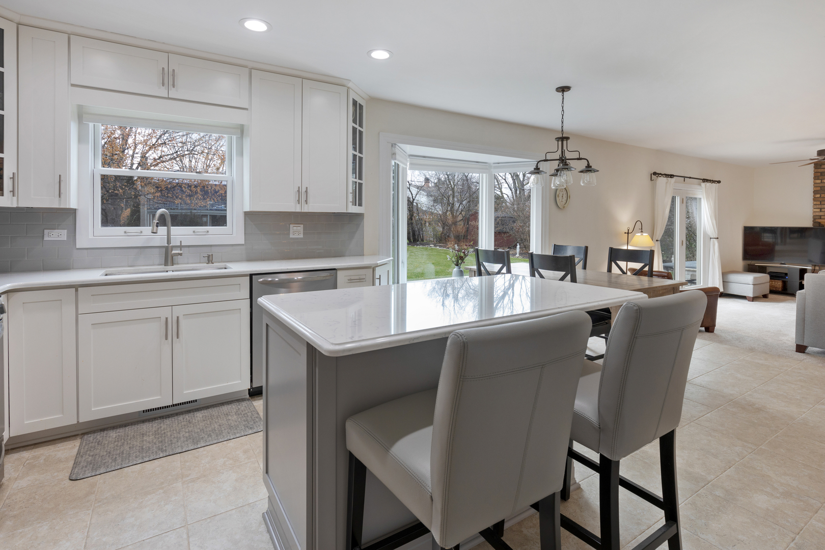 1112 Regency Lane