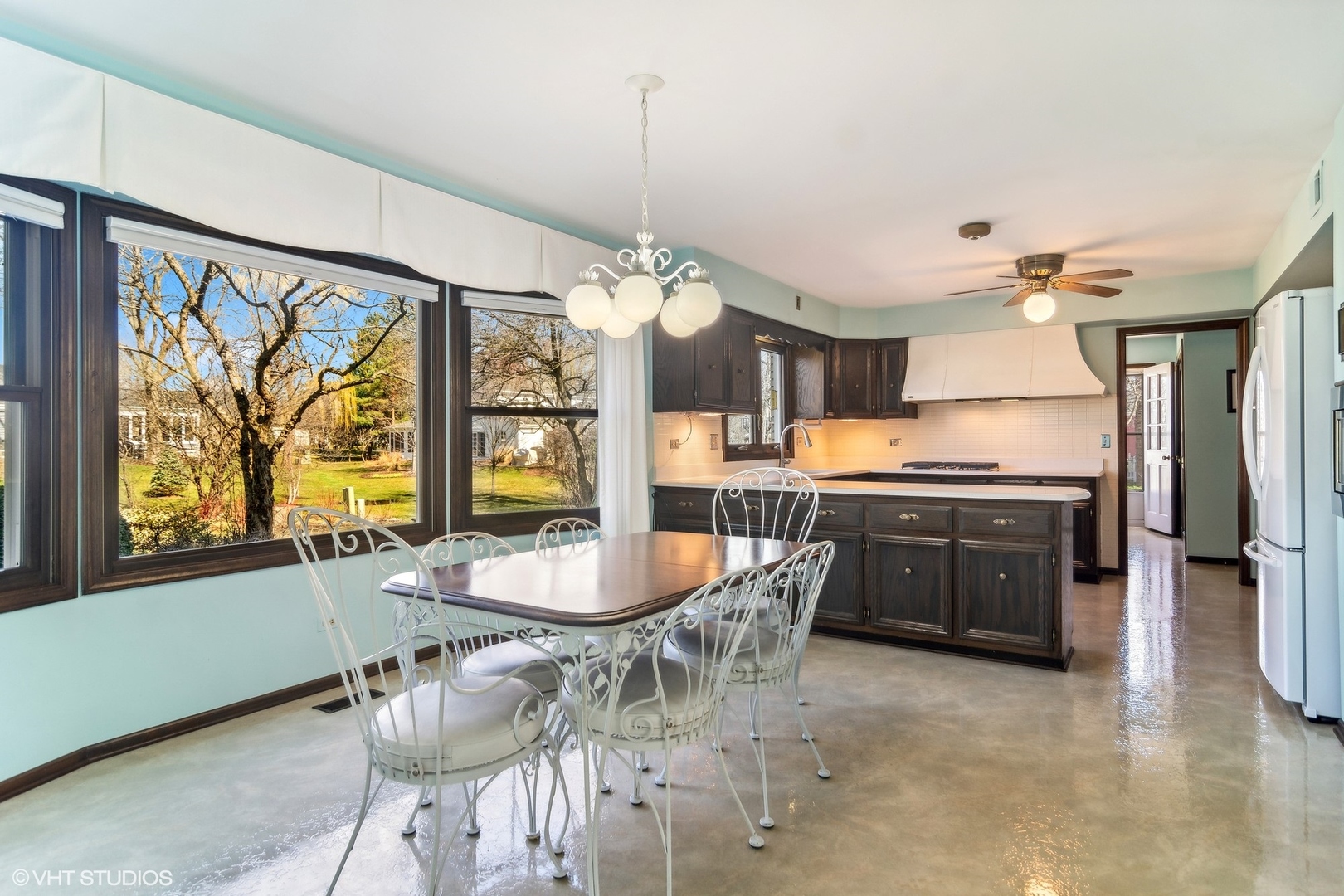 1240 W Crooked Willow Lane