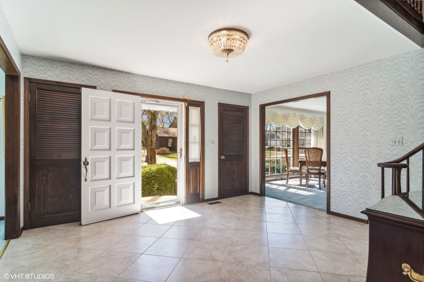1240 W Crooked Willow Lane