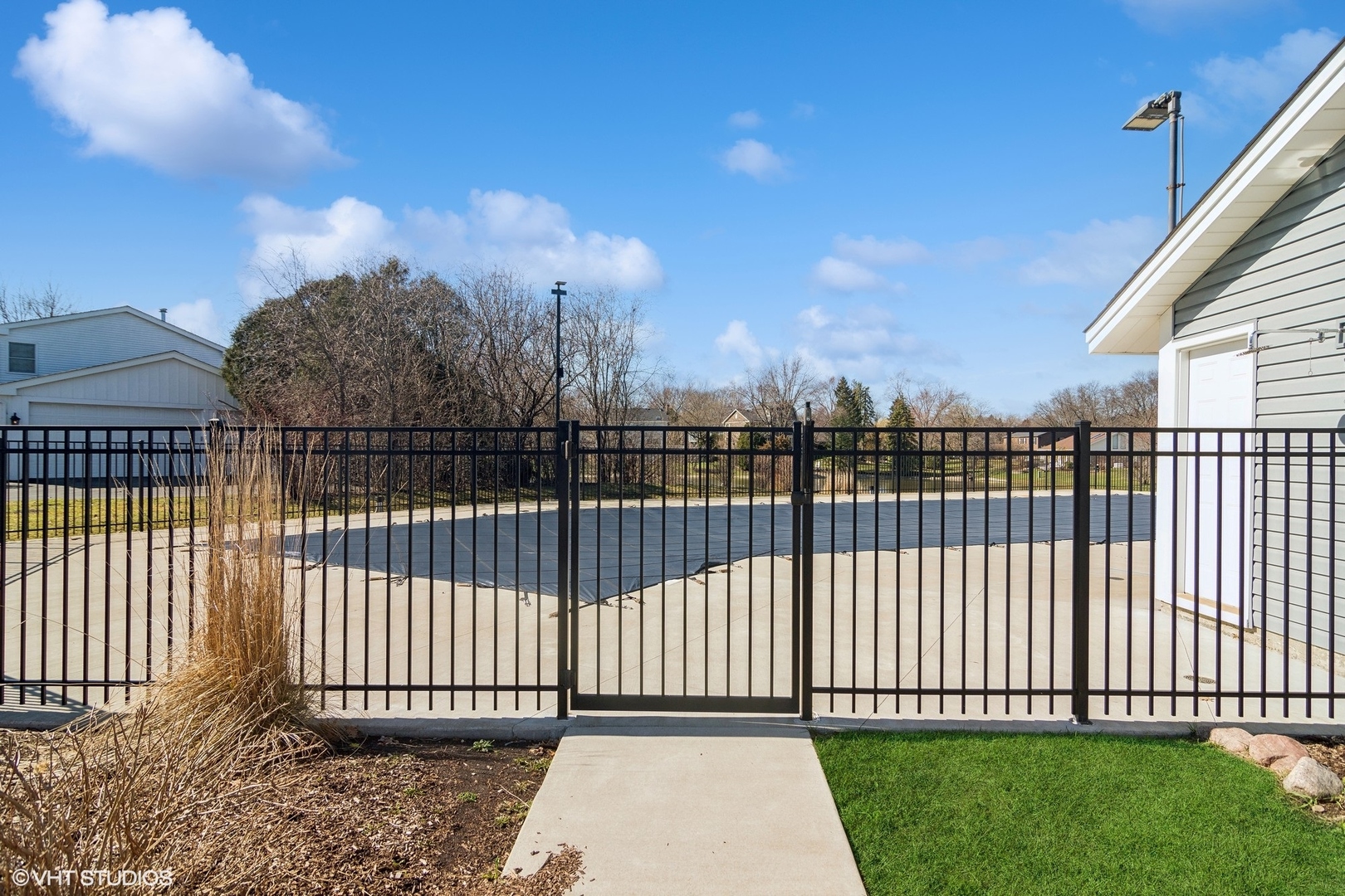1240 W Crooked Willow Lane