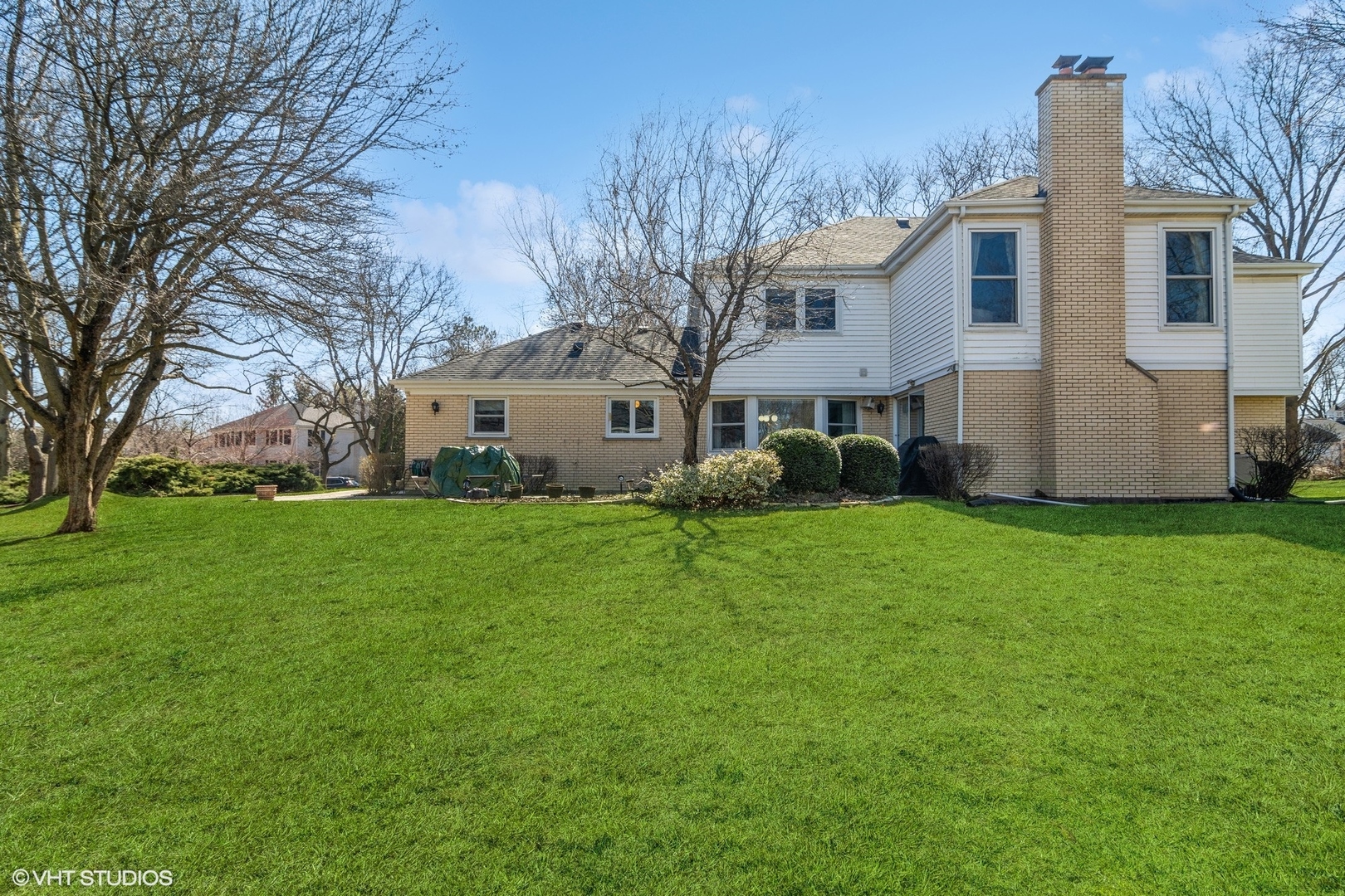 1240 W Crooked Willow Lane