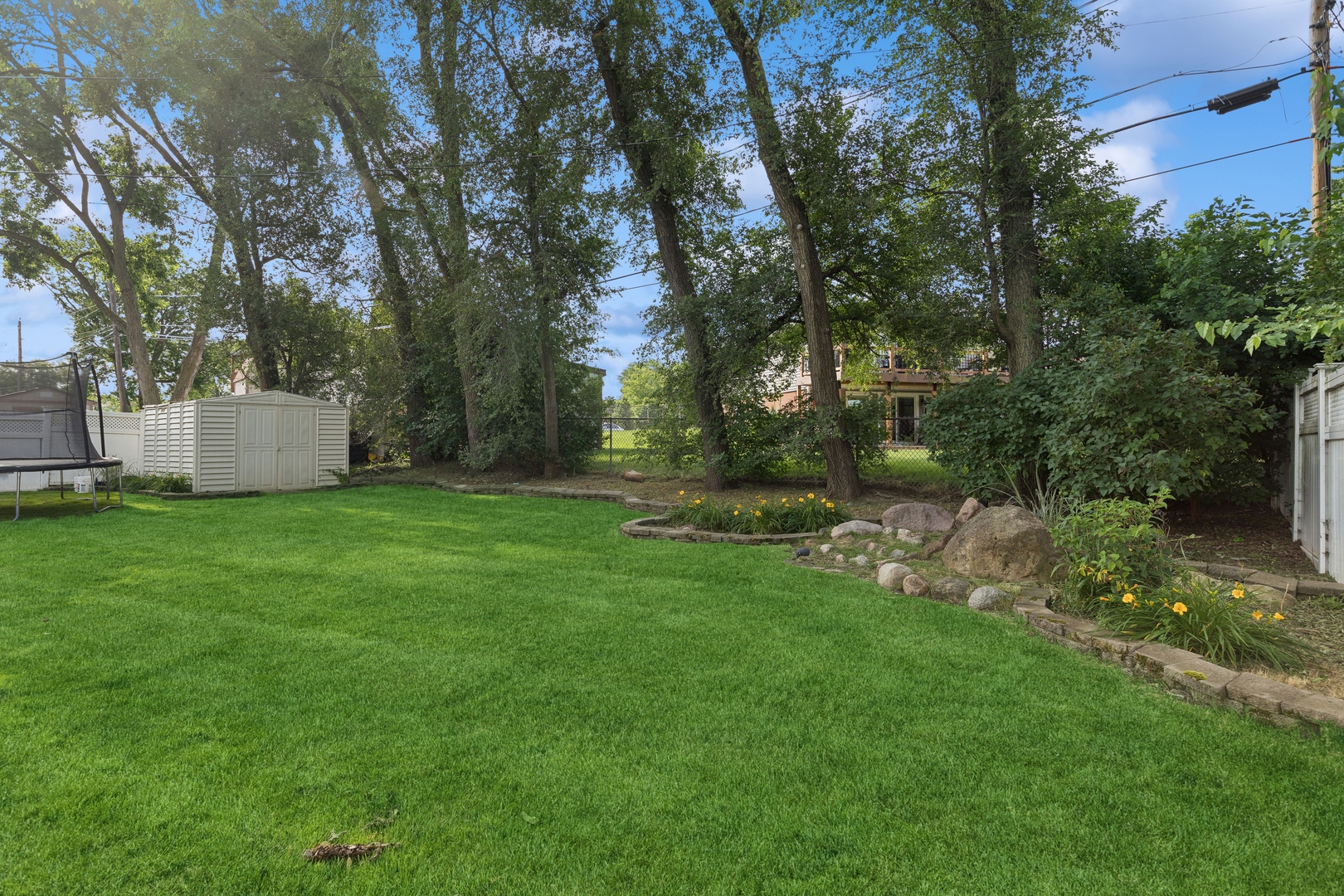 1687 Kingsdale Road