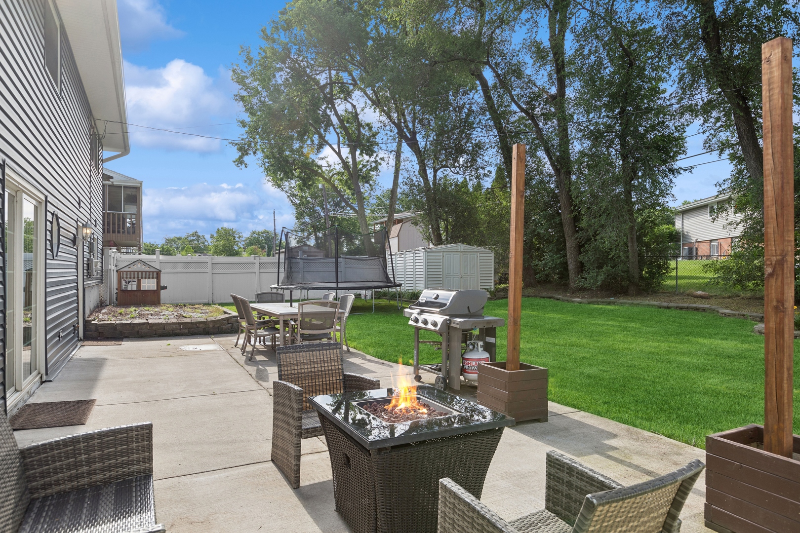 1687 Kingsdale Road