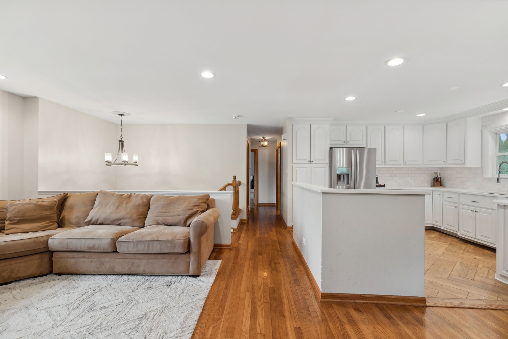 1687 Kingsdale Road