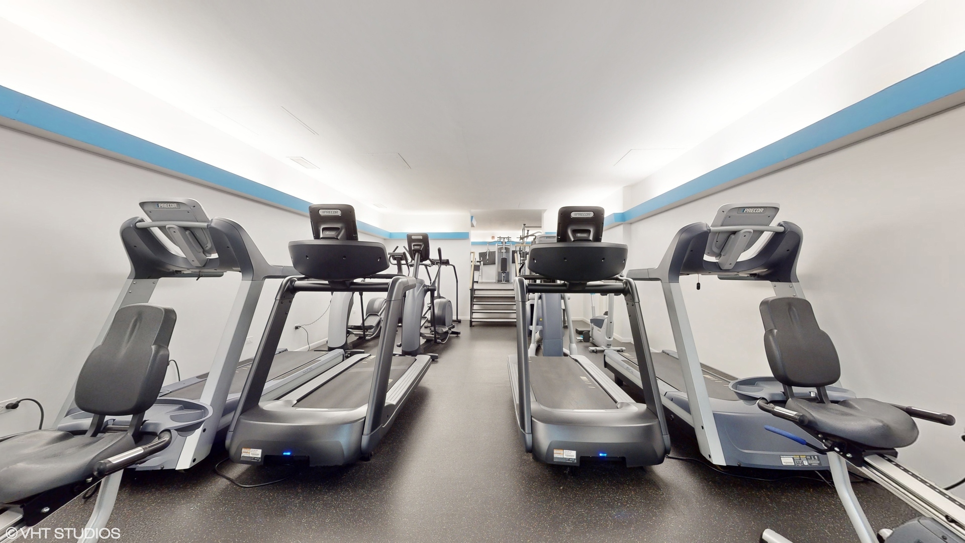 2800 N Lake Shore Drive Unit: 706