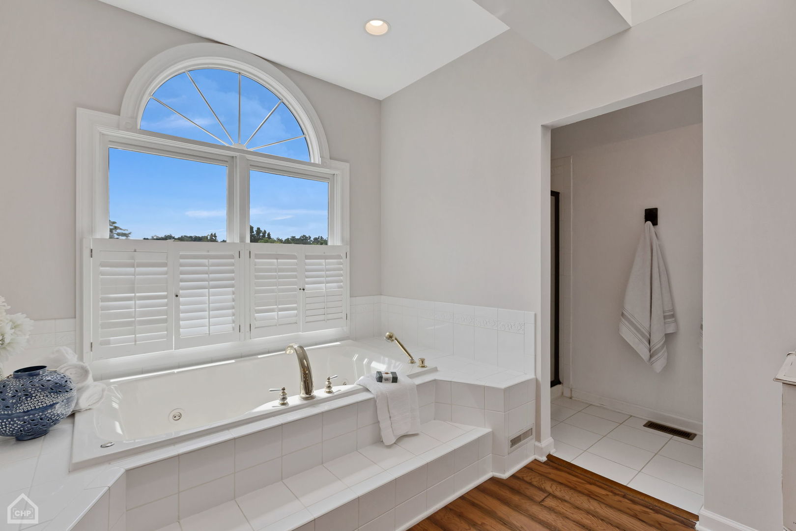 6105 Del Miller Lane