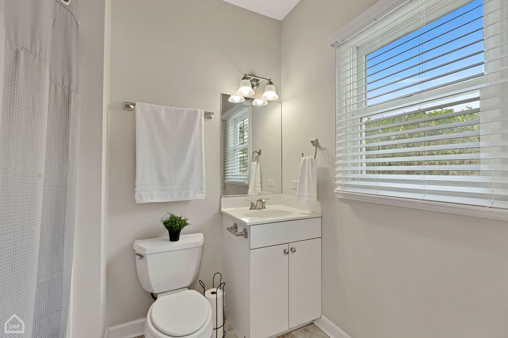 6105 Del Miller Lane
