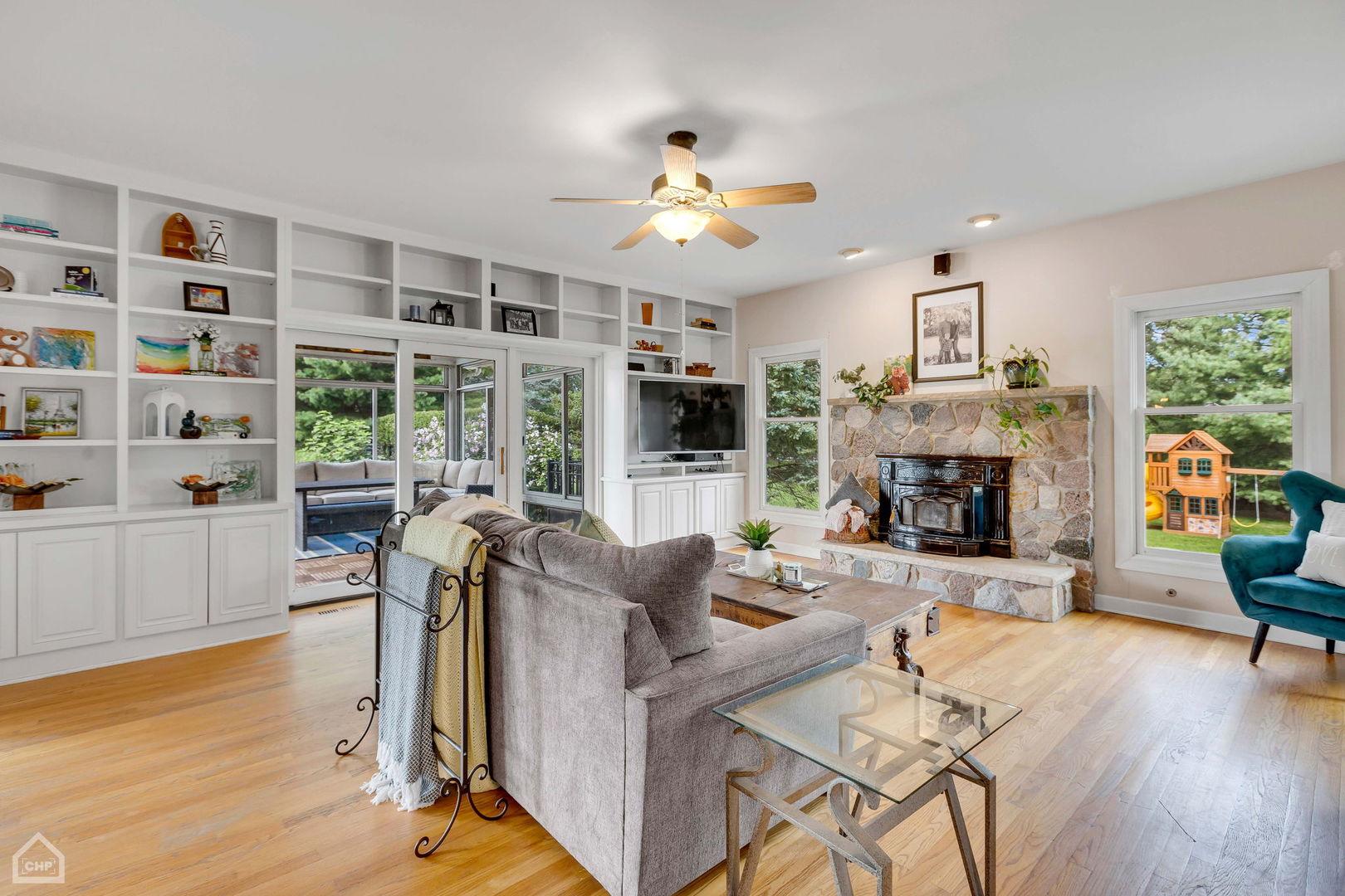 6105 Del Miller Lane