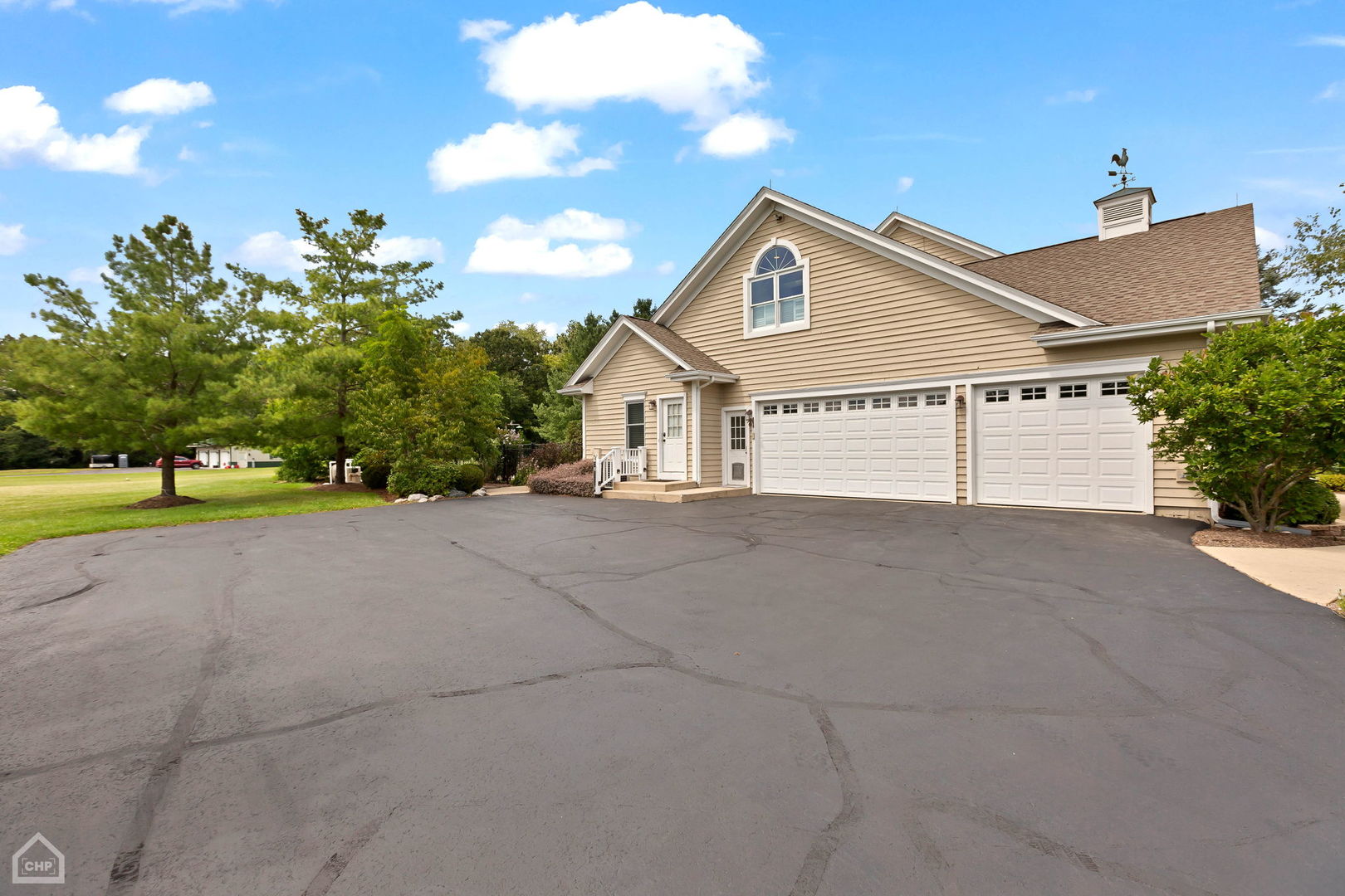 6105 Del Miller Lane