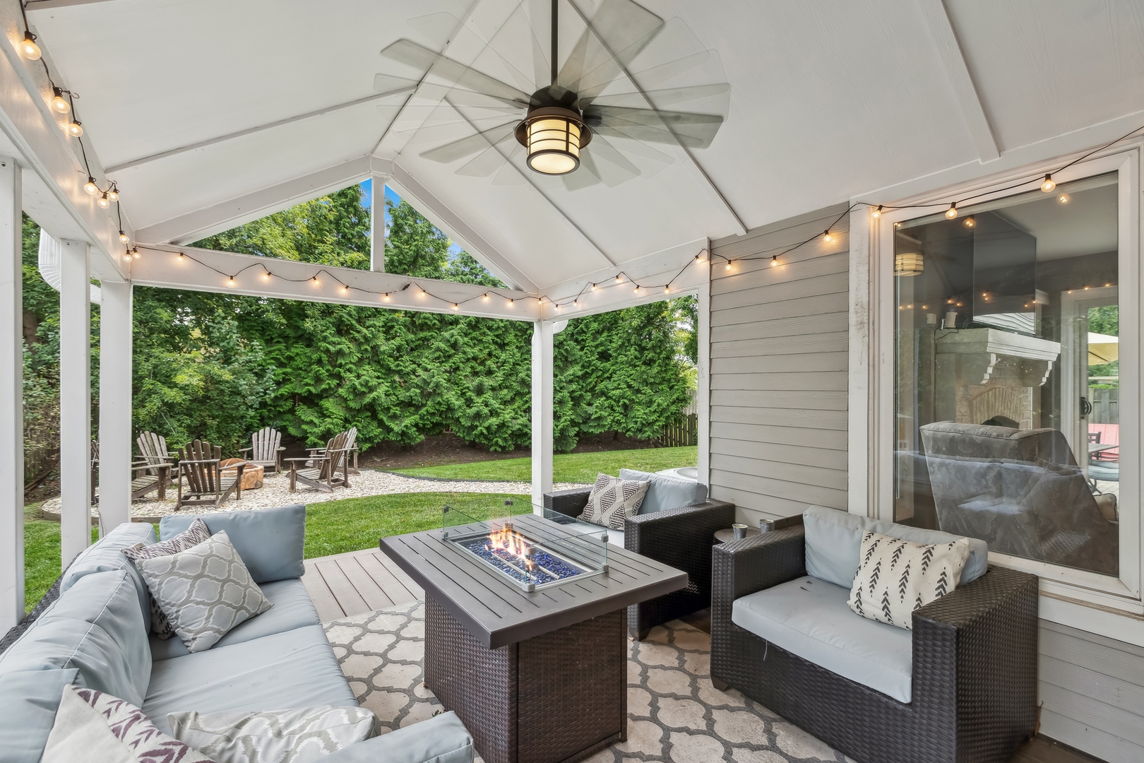 1182 Sandhurst Drive