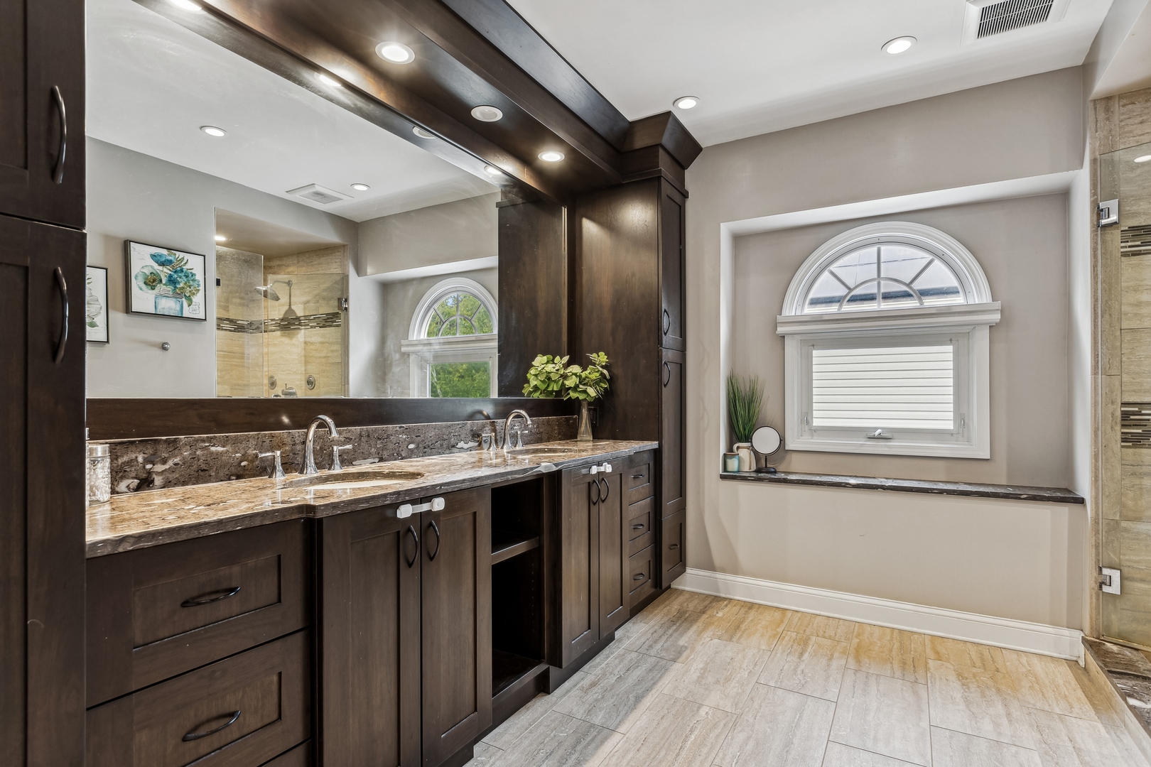 1182 Sandhurst Drive