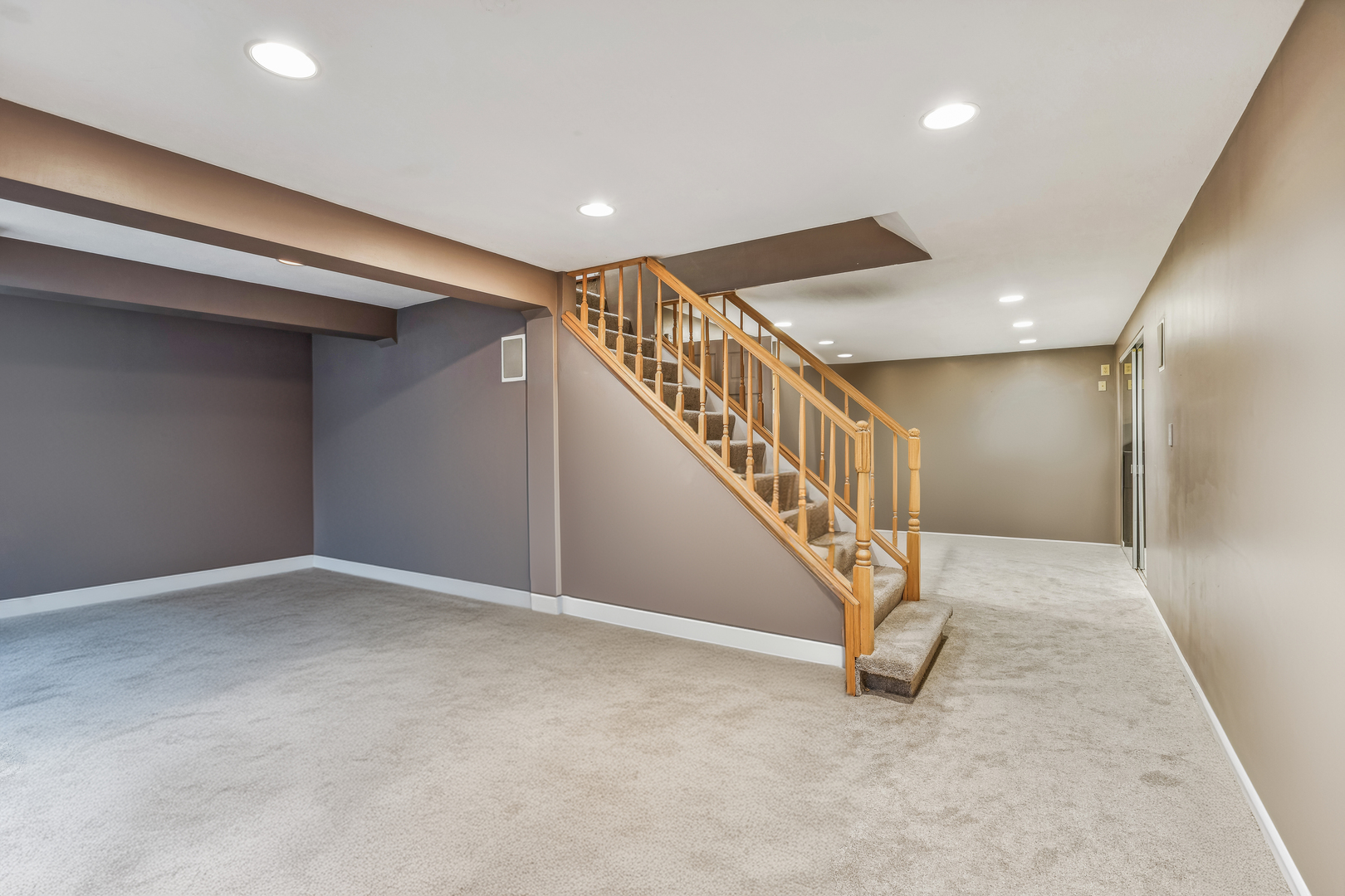 1182 Sandhurst Drive