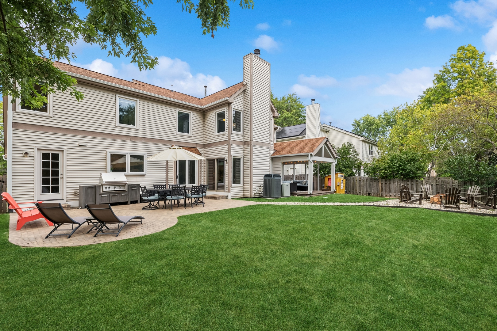 1182 Sandhurst Drive