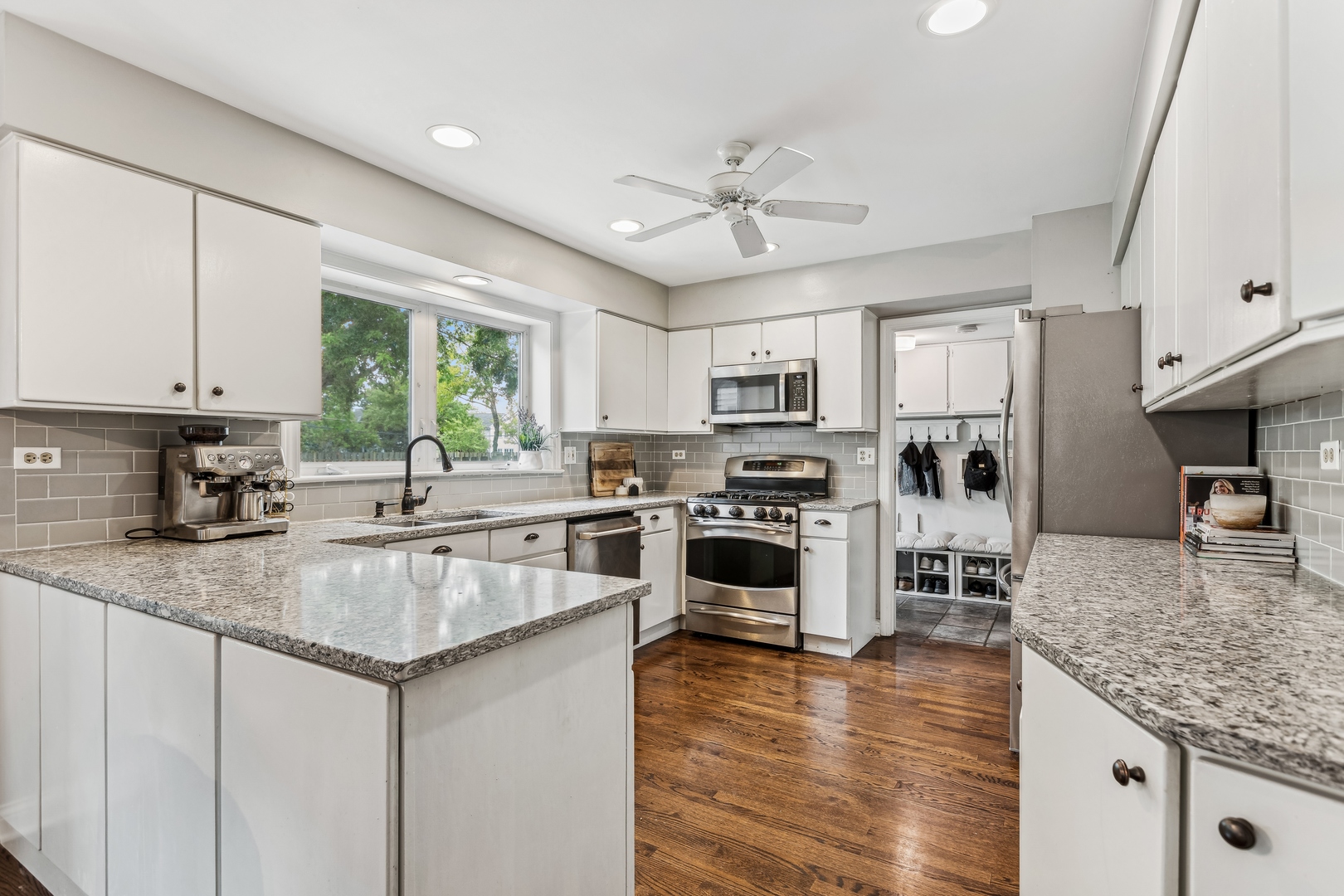 1182 Sandhurst Drive