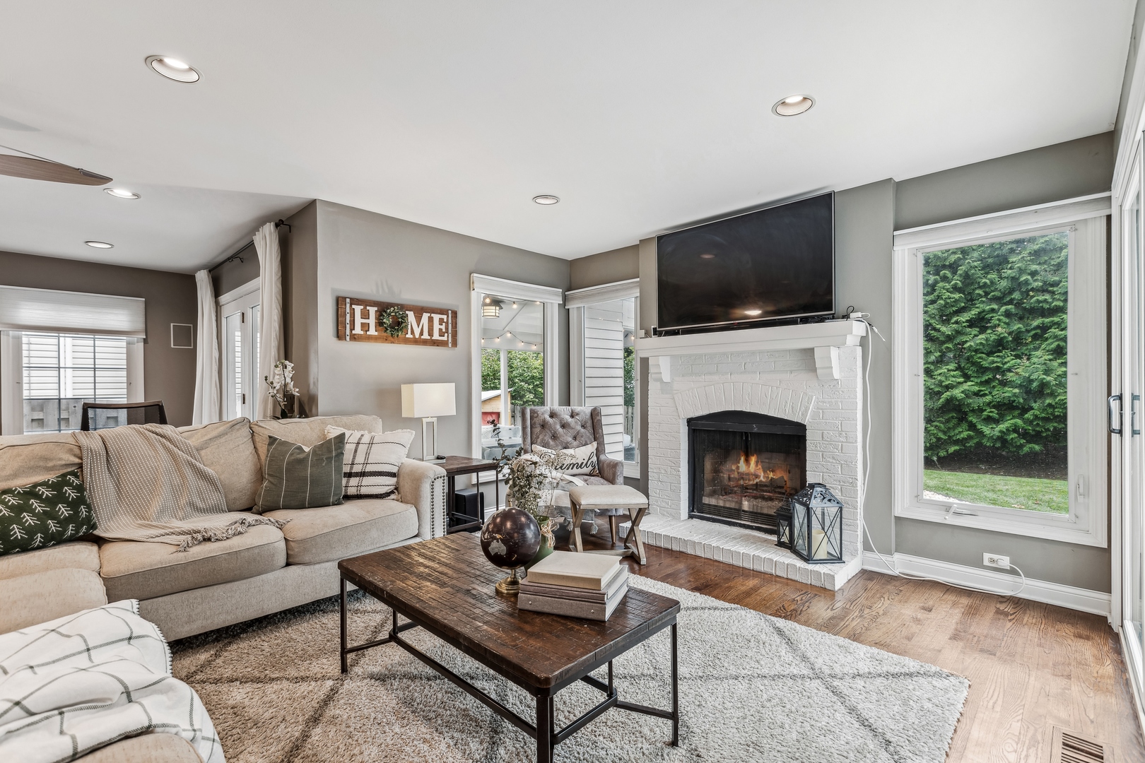 1182 Sandhurst Drive